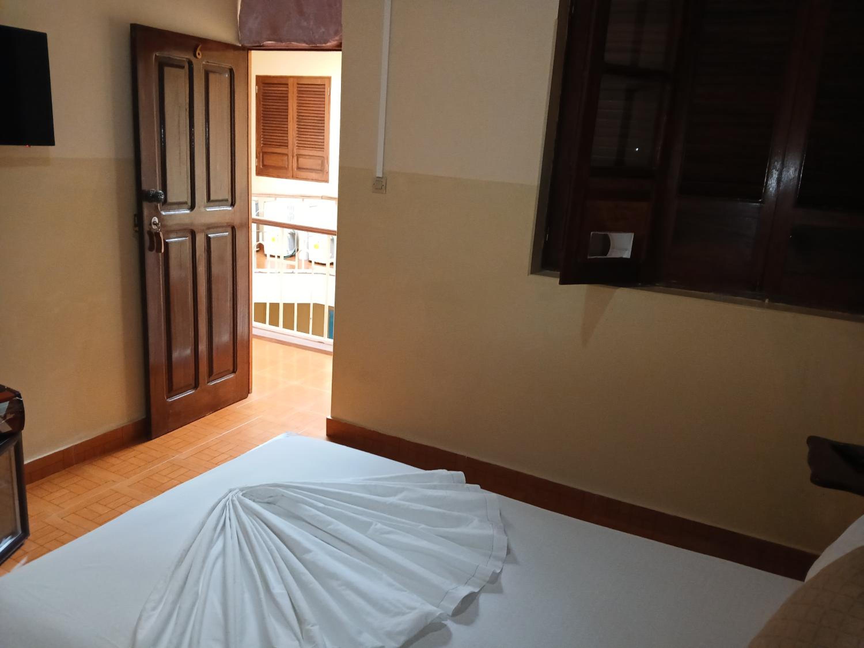 Deluxe Double Room with Shower photo 2