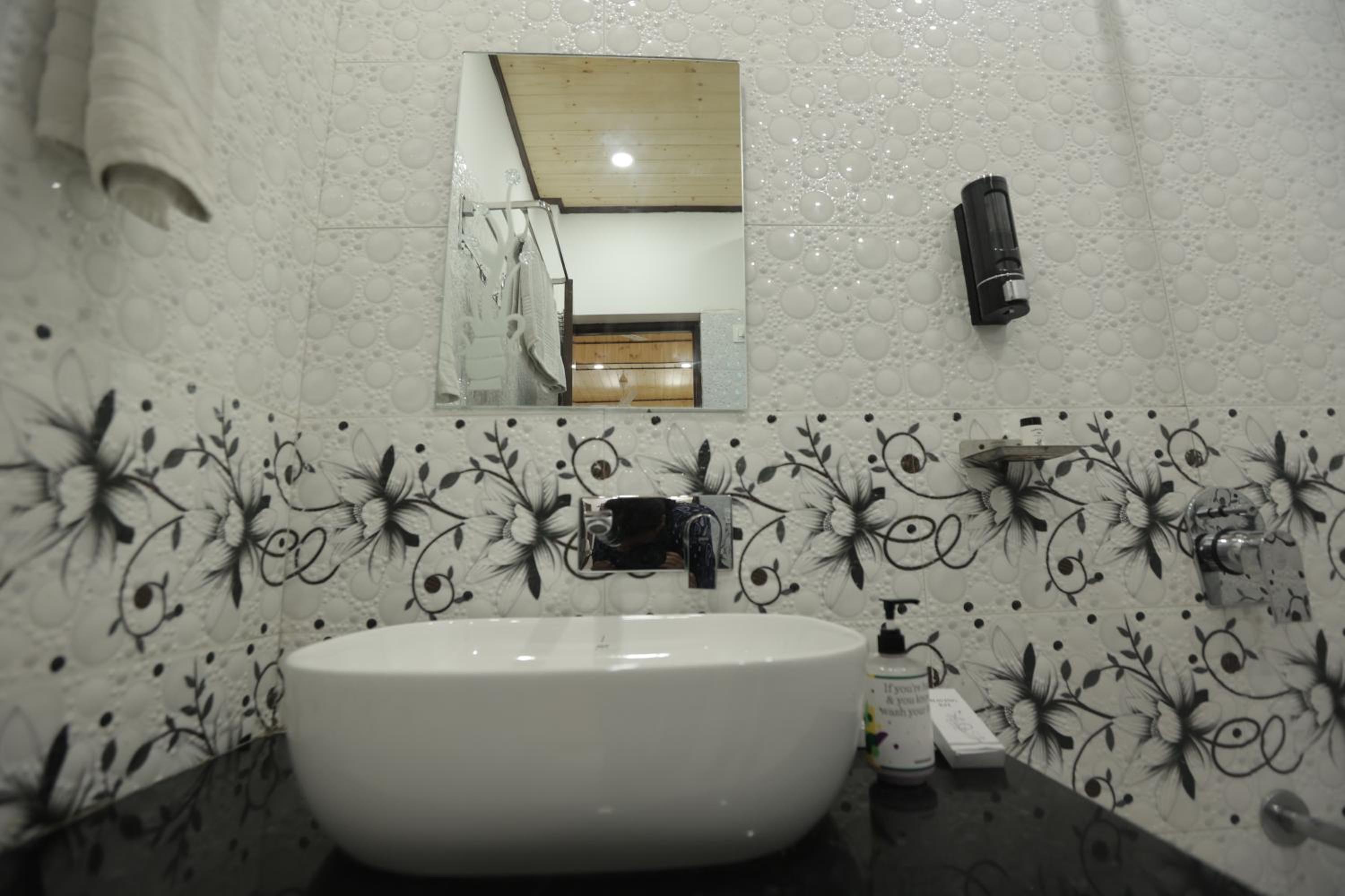 Executive Suite photo 2