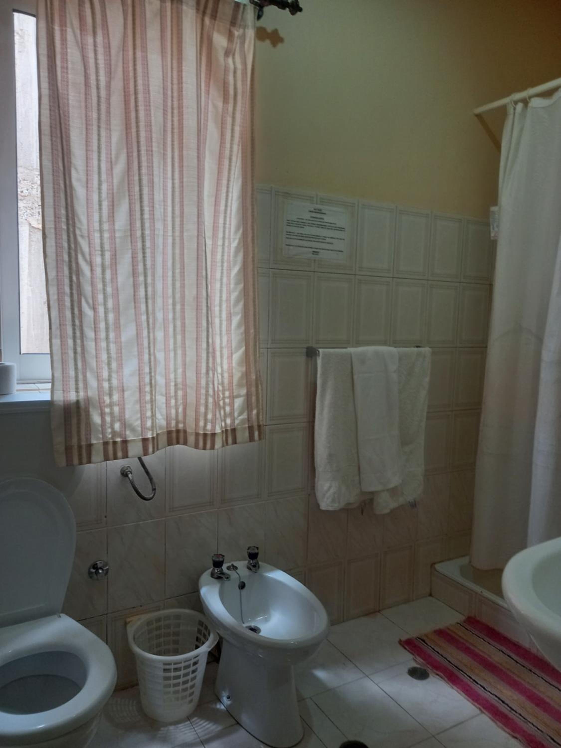 Deluxe Double Room with Bath photo 3