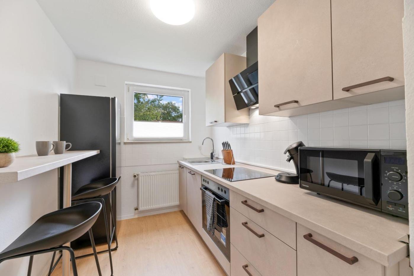 Apartment with View and Balcony photo 2