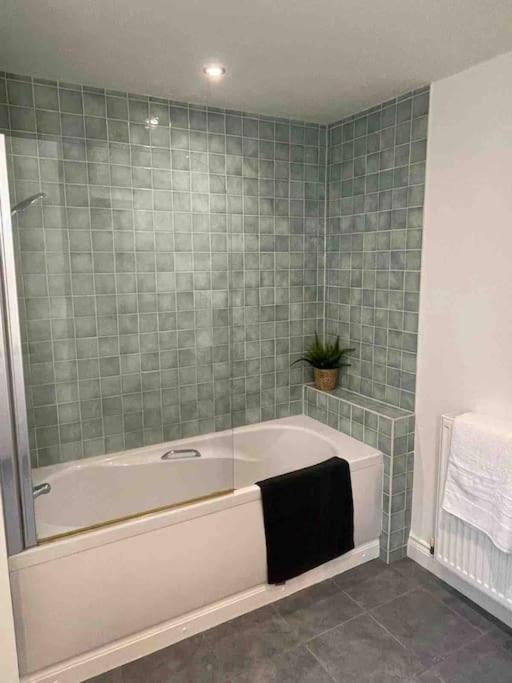 Two-Bedroom Apartment photo 3