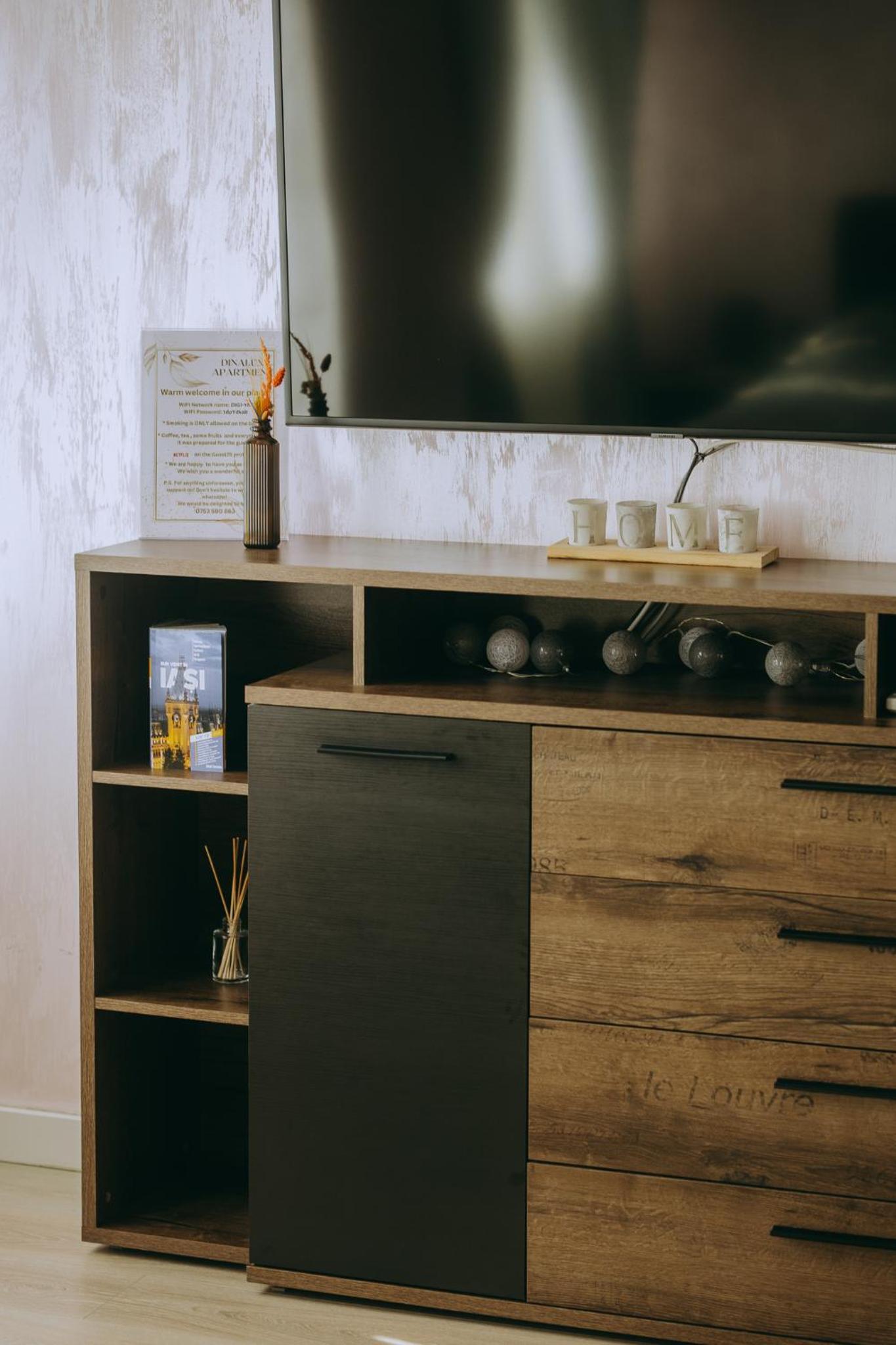 One-Bedroom Apartment - Photo 20