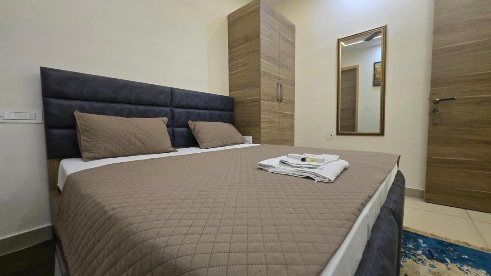 Deluxe Room (2 Adults + 1 Child) photo 2
