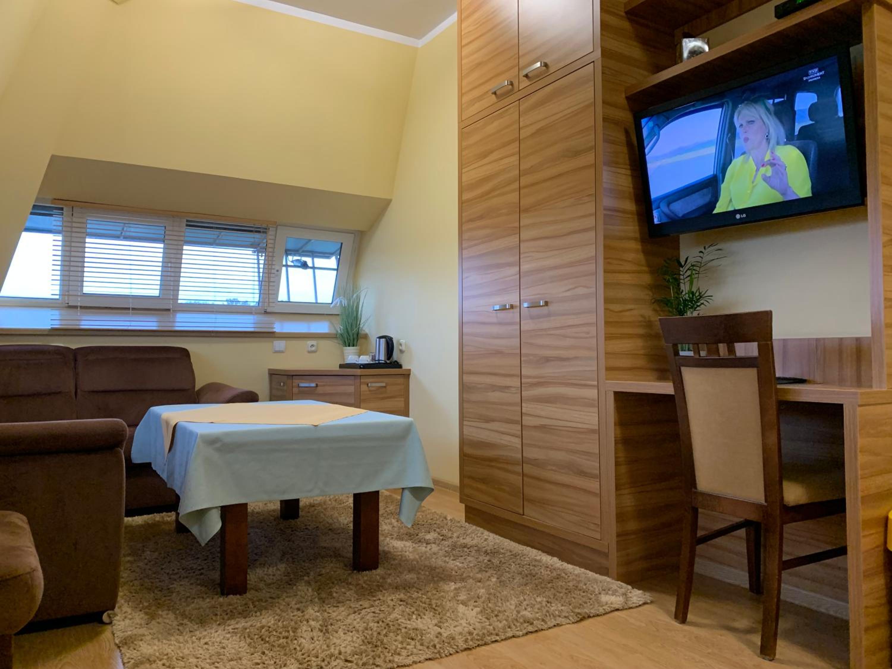Standard Triple Room - Photo 3