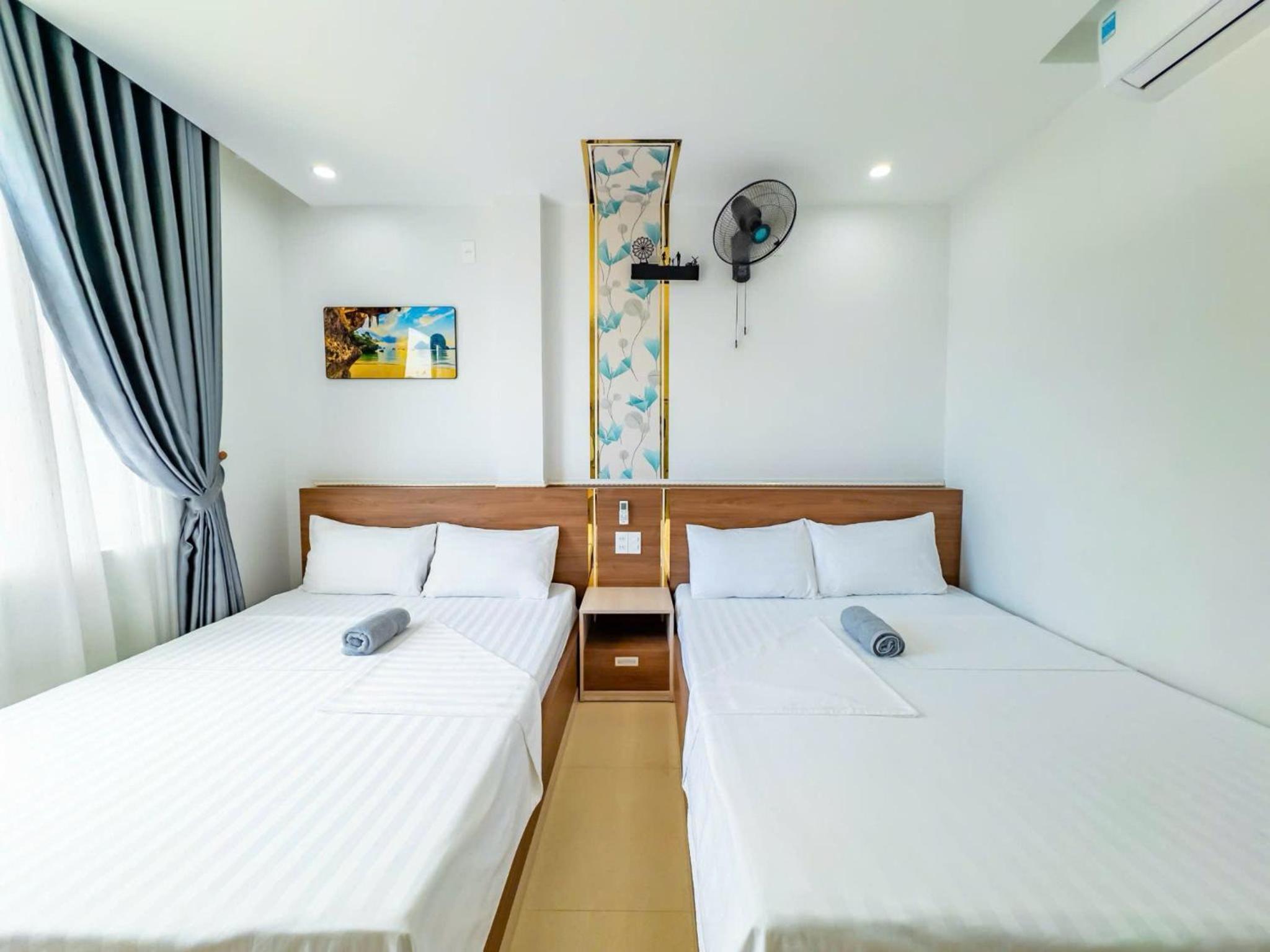 Twin Room with Mountain View
