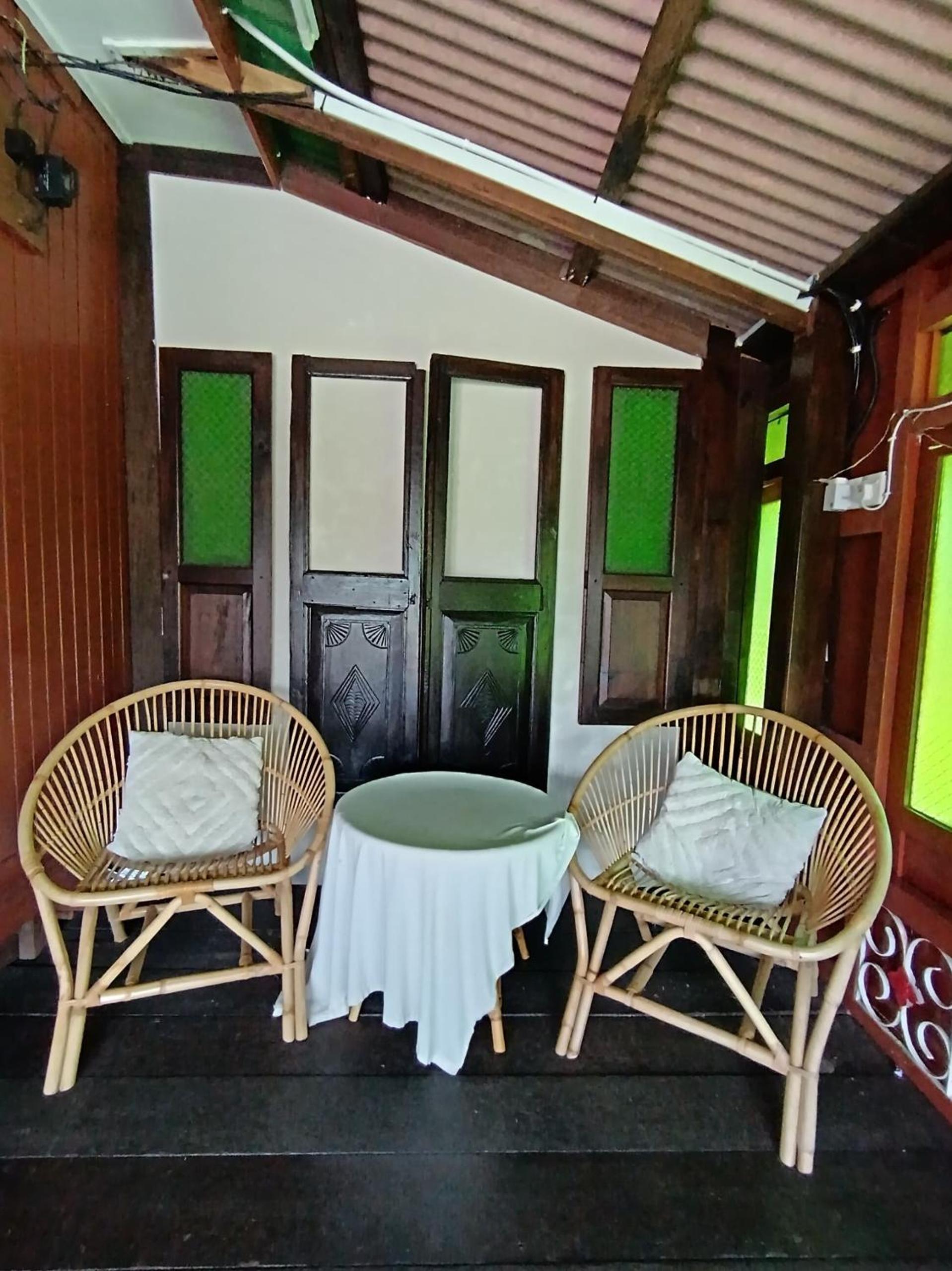 Deluxe Room (2 Adults + 1 Child) photo 2