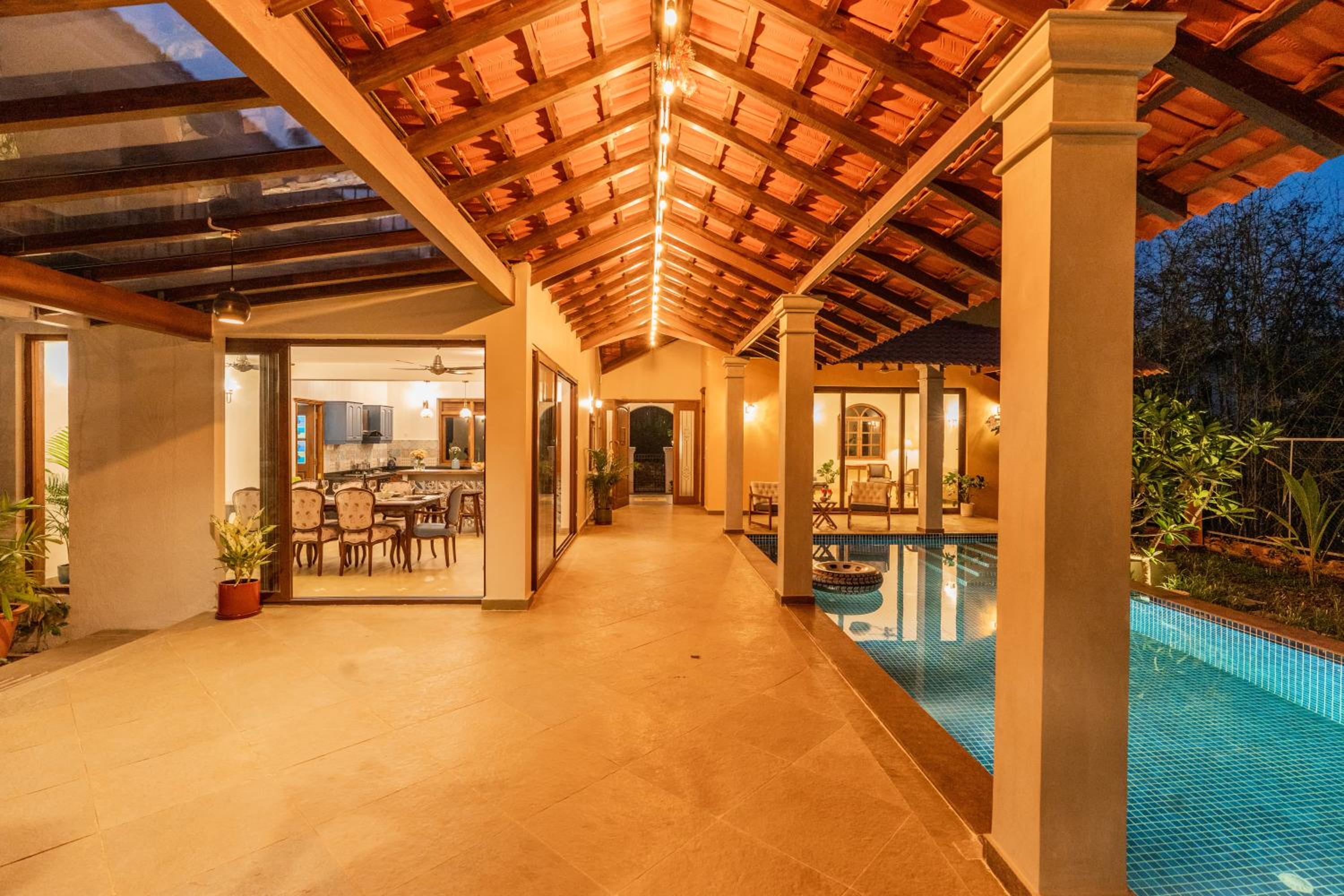 Villa photo 3