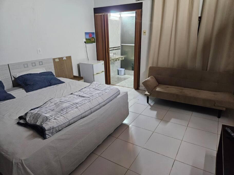 Five-Bedroom House photo 1