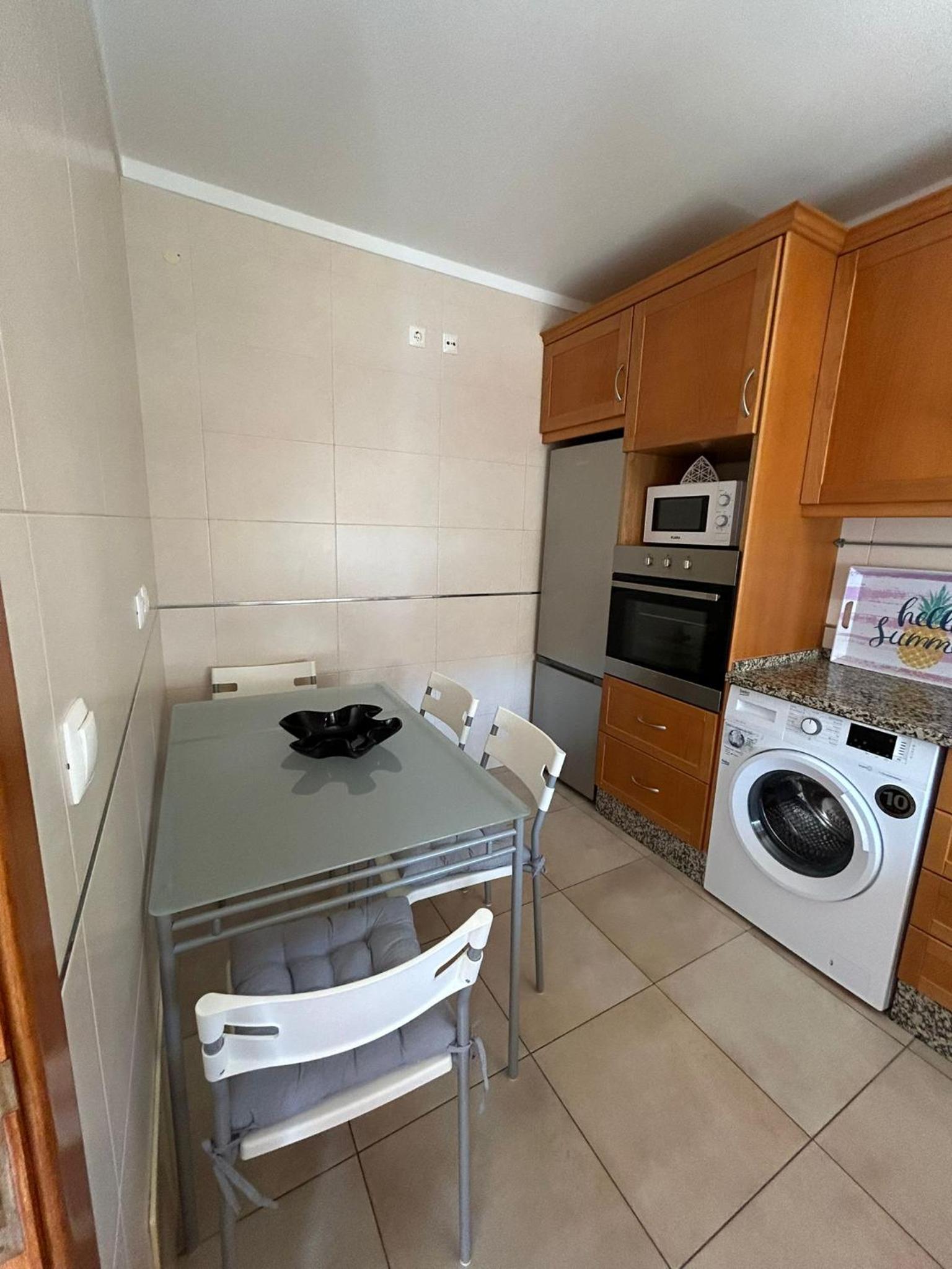 Two-Bedroom Apartment with Balcony photo 3