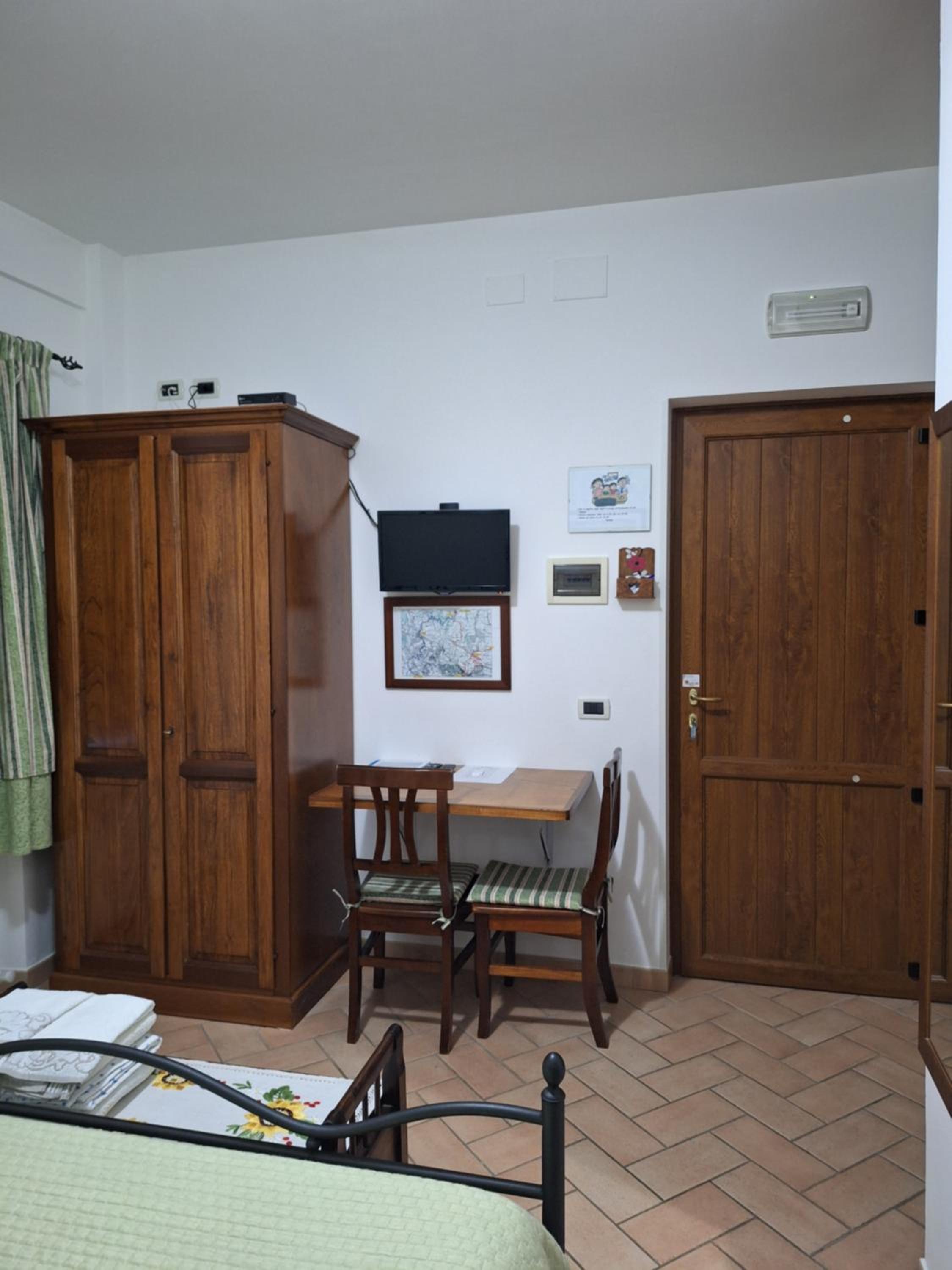 Standard Double Room photo 3