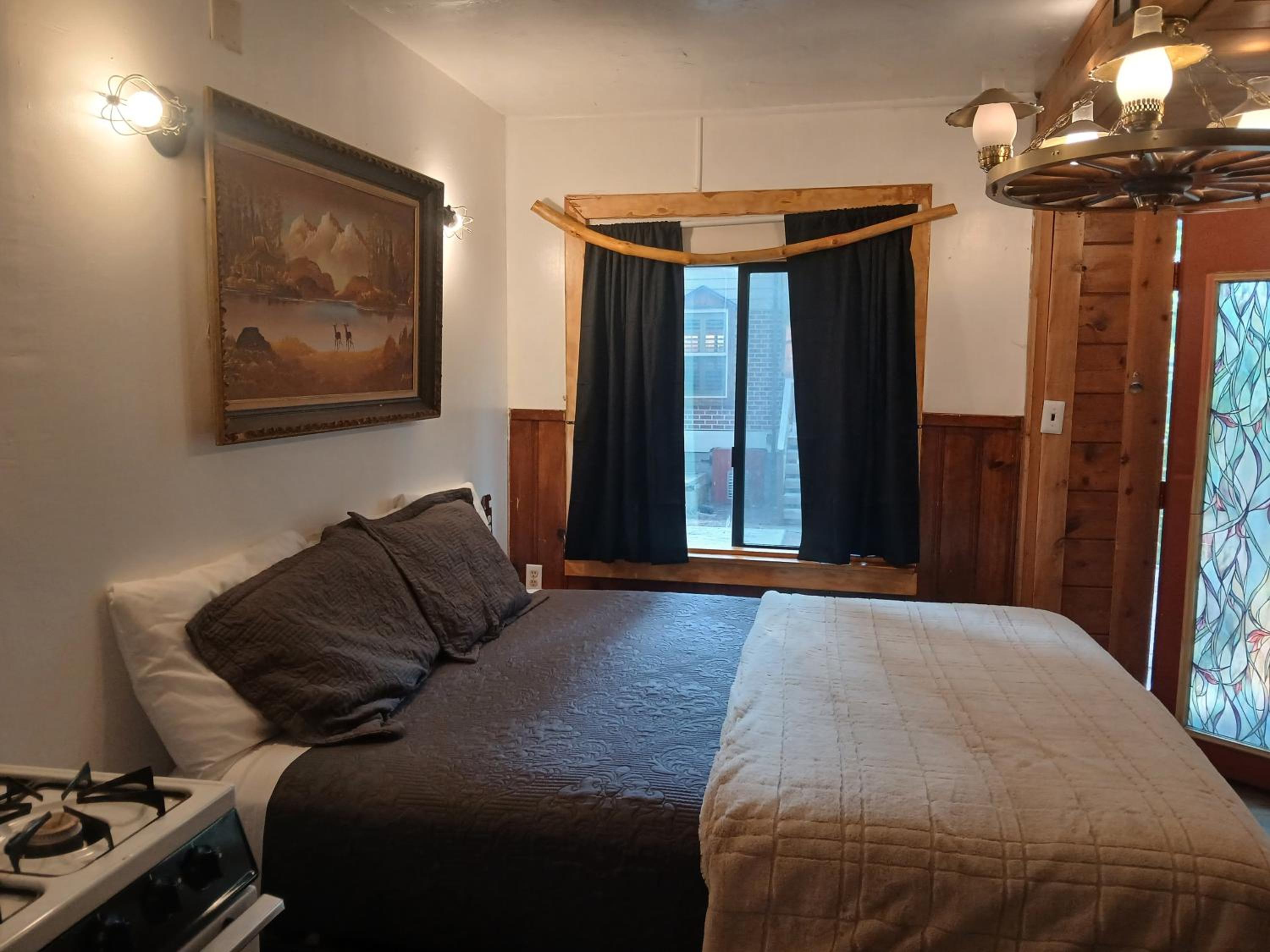 One-Bedroom House photo 1
