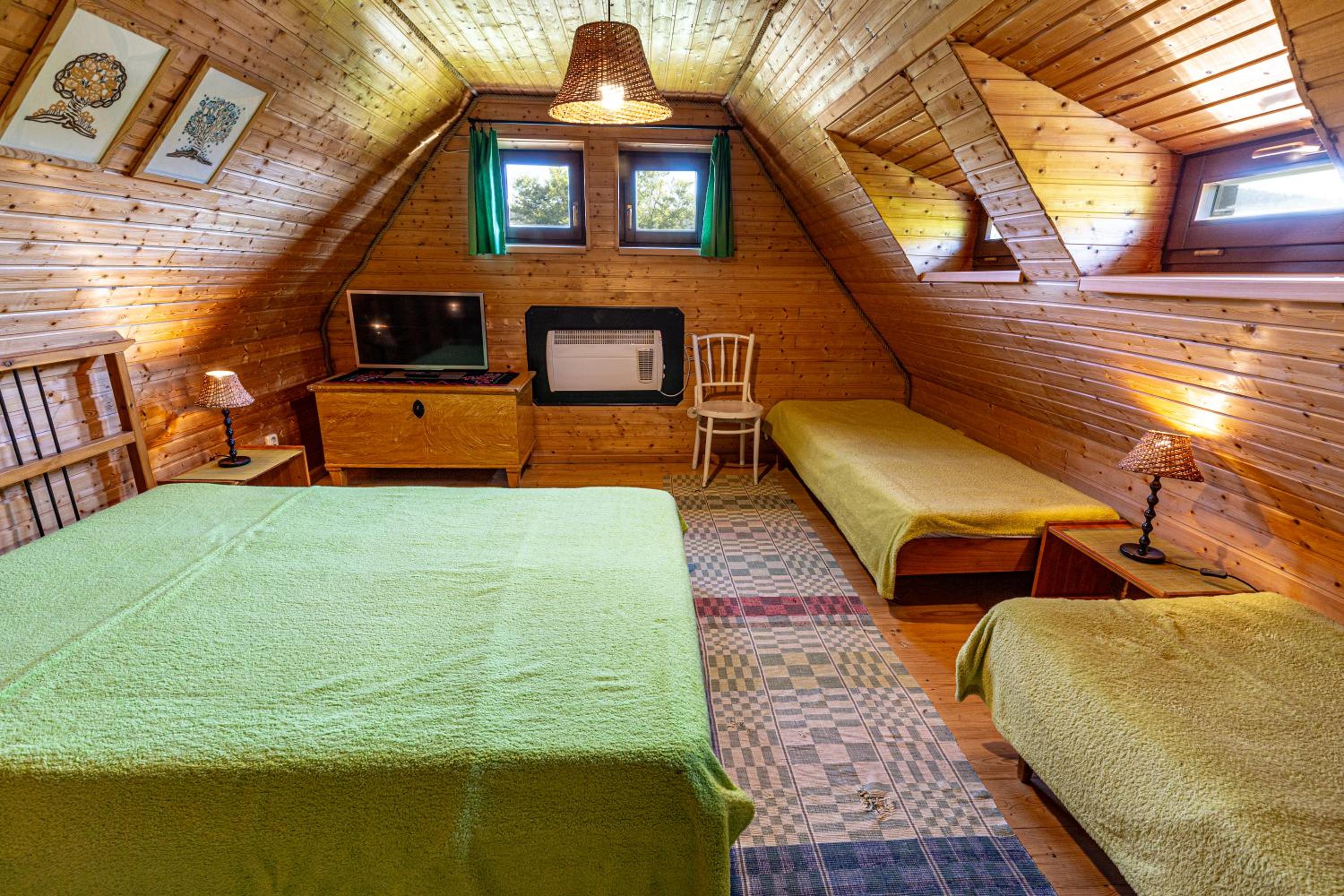 Three-Bedroom Chalet - Photo 41