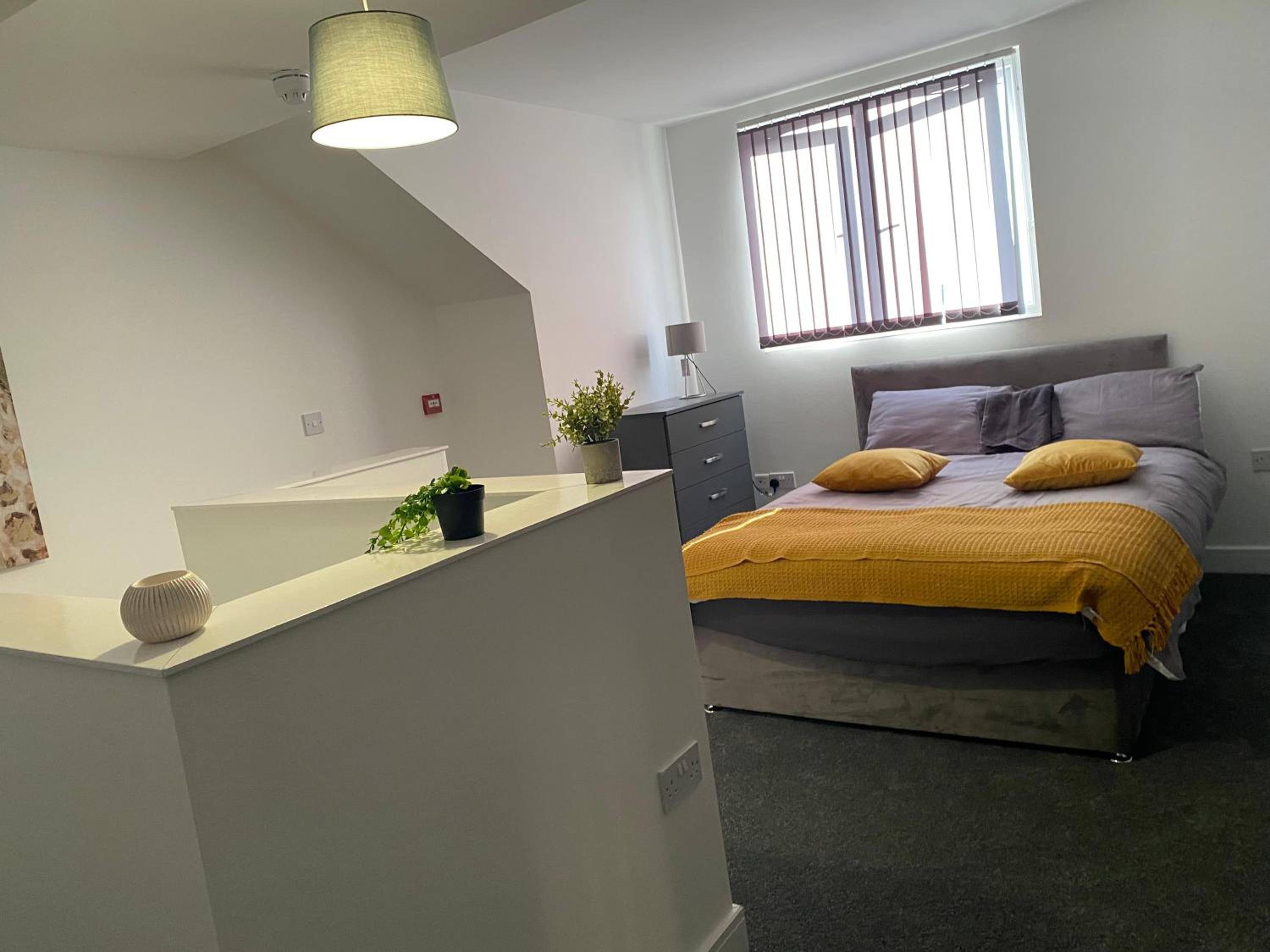 Double Room with Shared Bathroom photo 3