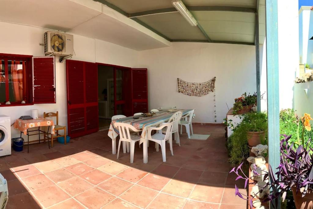 Two-Bedroom House photo 3