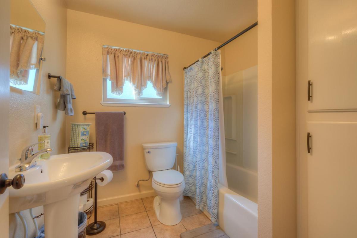 One-Bedroom House photo 3