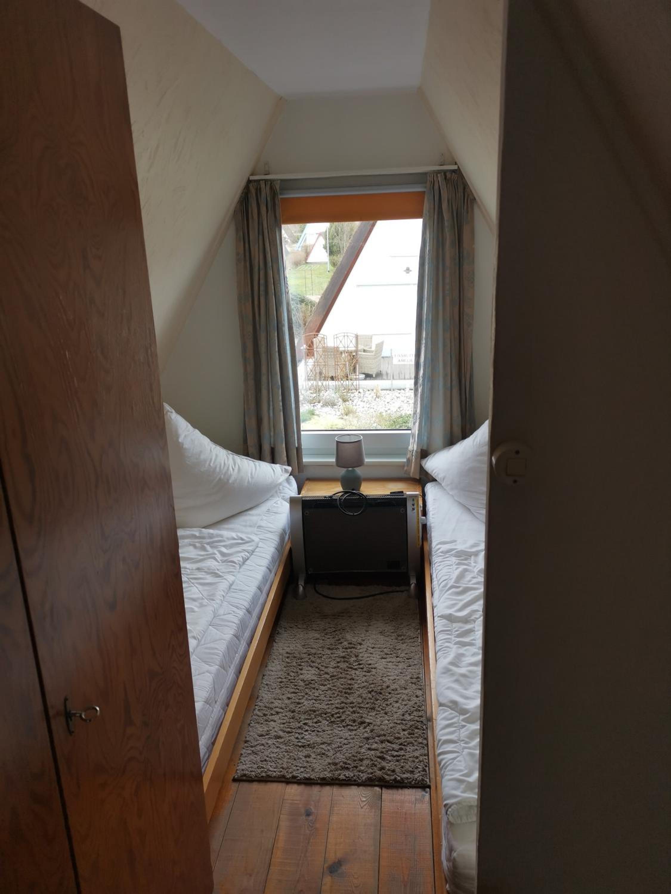 Two-Bedroom House photo 3