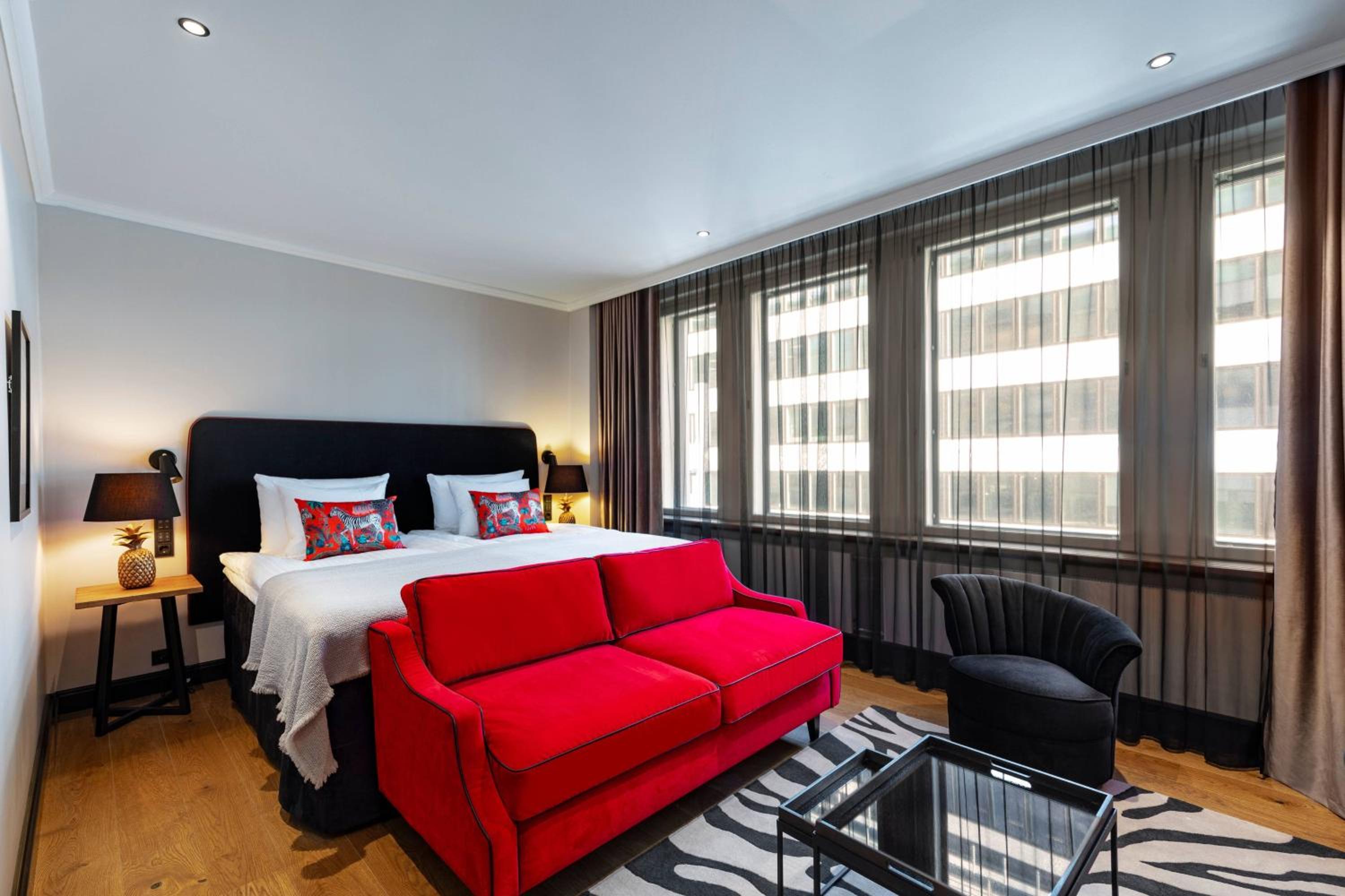 Comfort, Guest room, 1 King - Photo 2