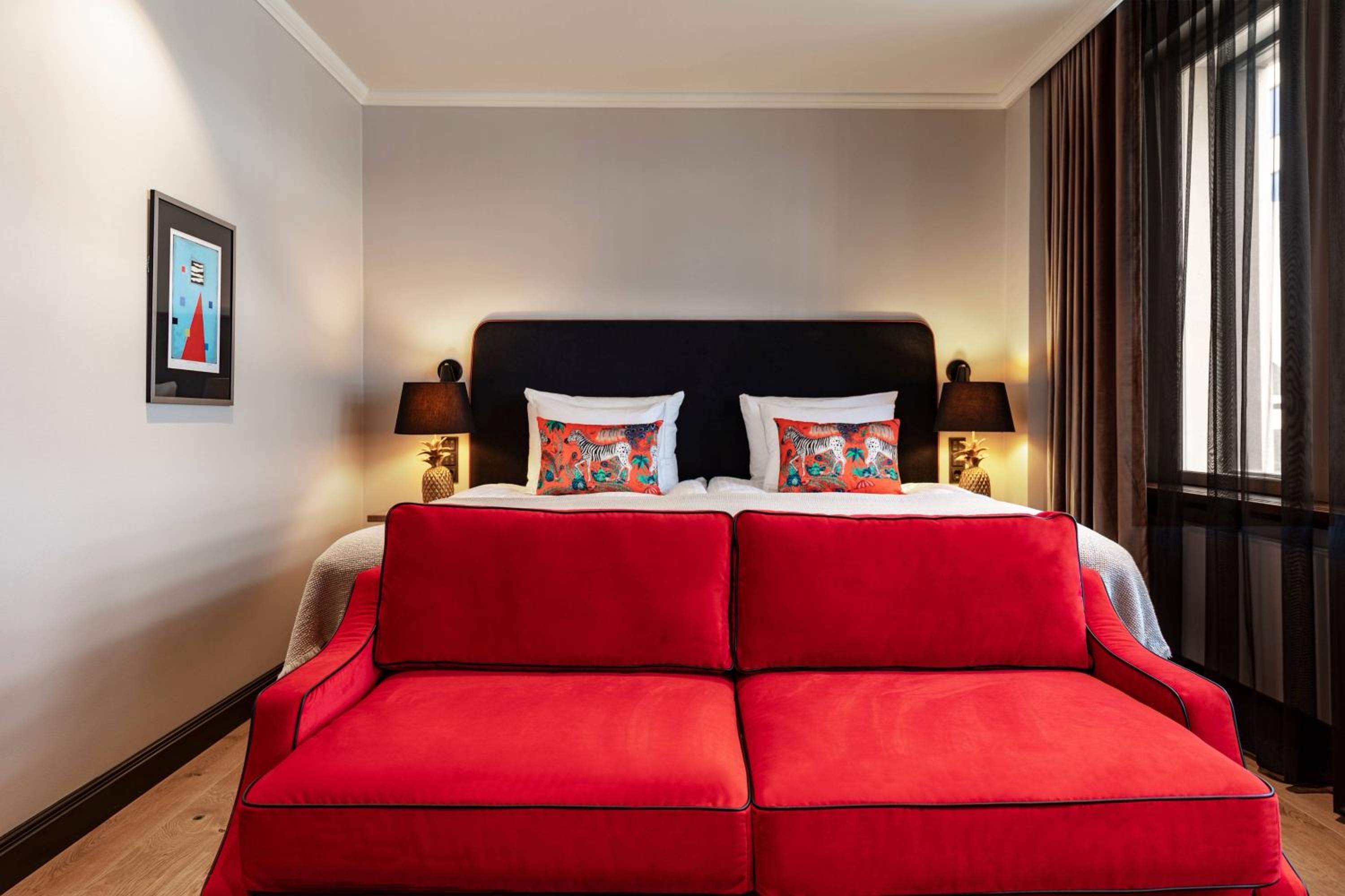 Comfort, Guest room, 1 King - Photo 3
