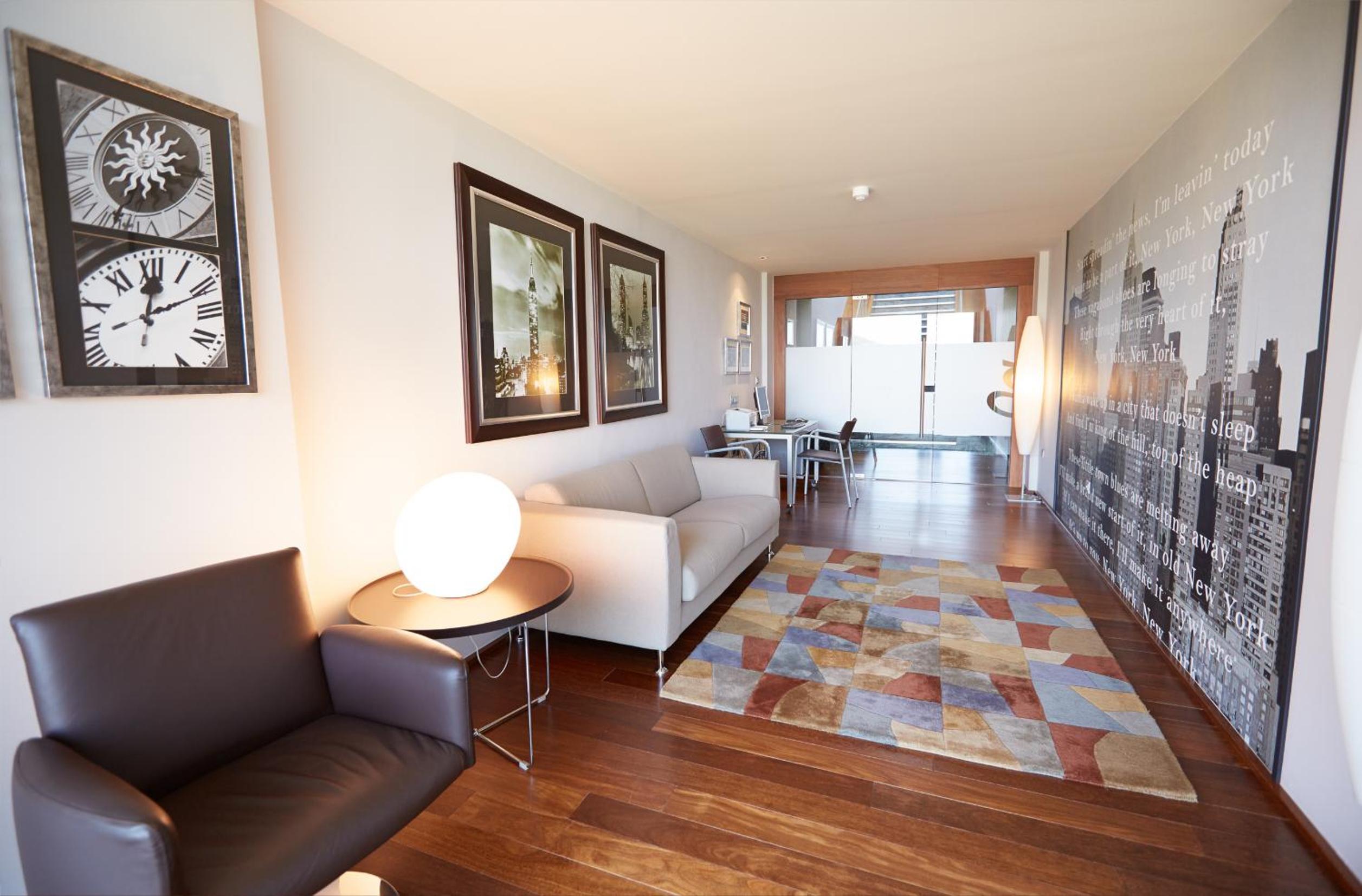 Double or Twin Room with Sea View - Photo 1