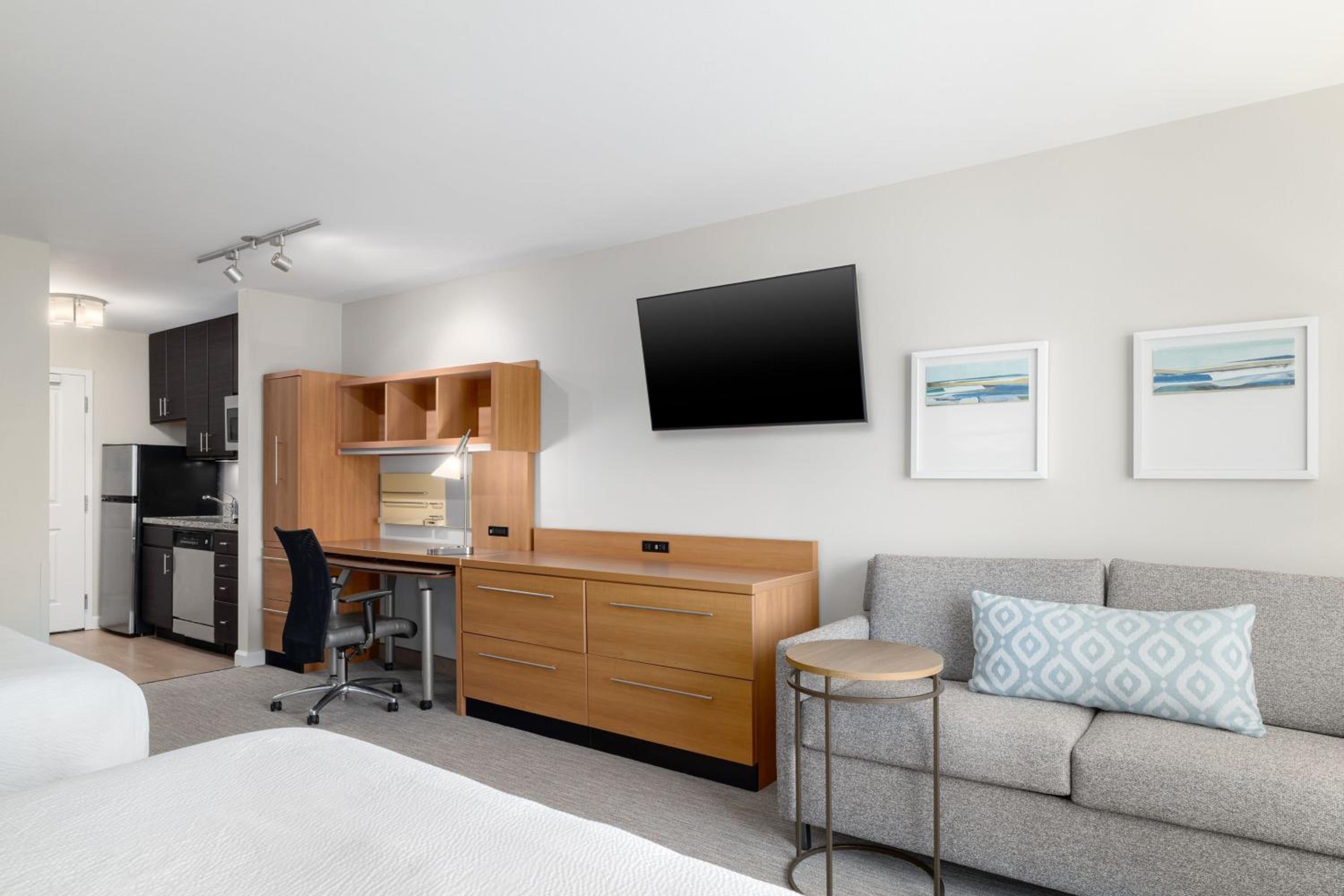 Queen Studio with Two Queen Beds