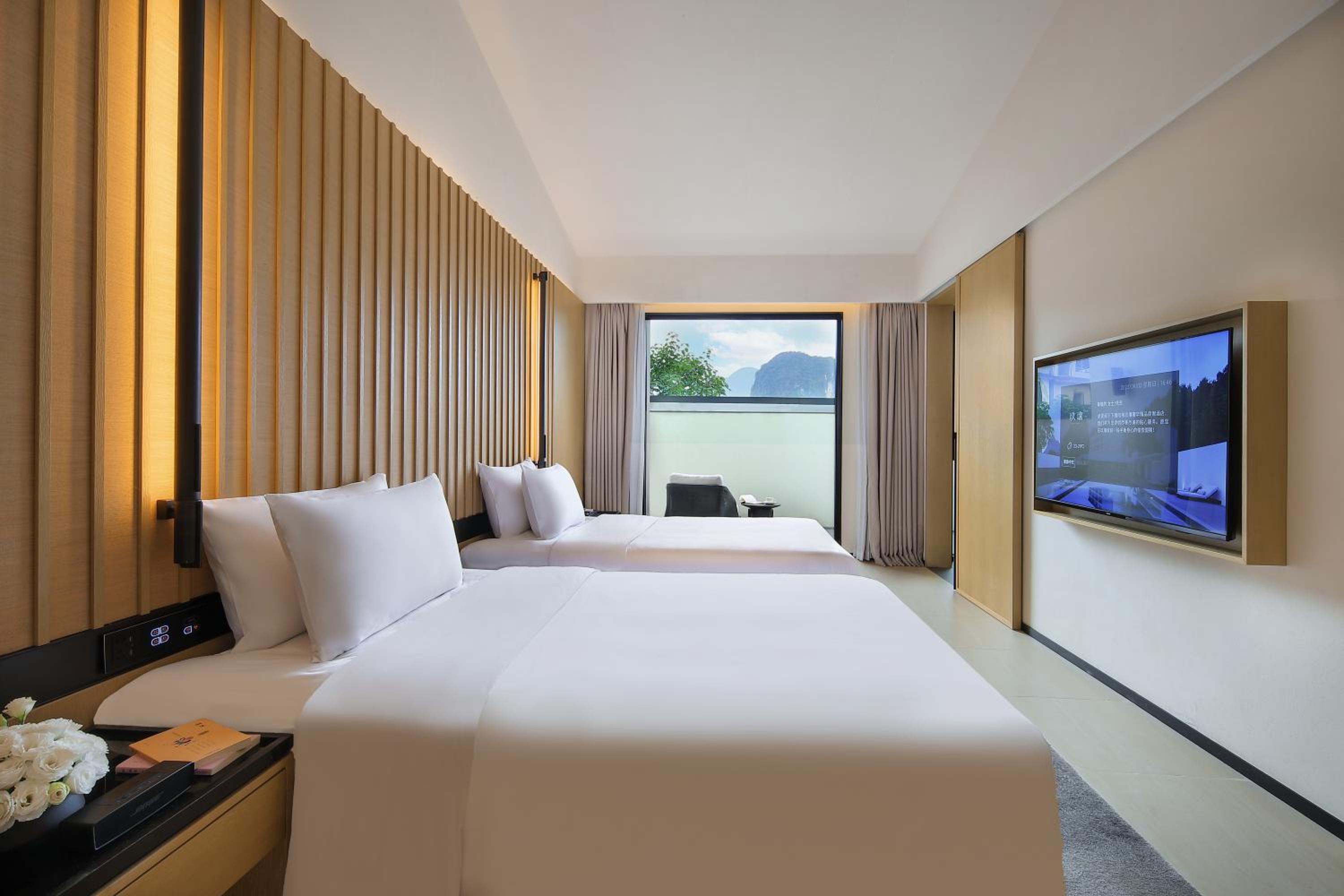 Twin Room with Bath
