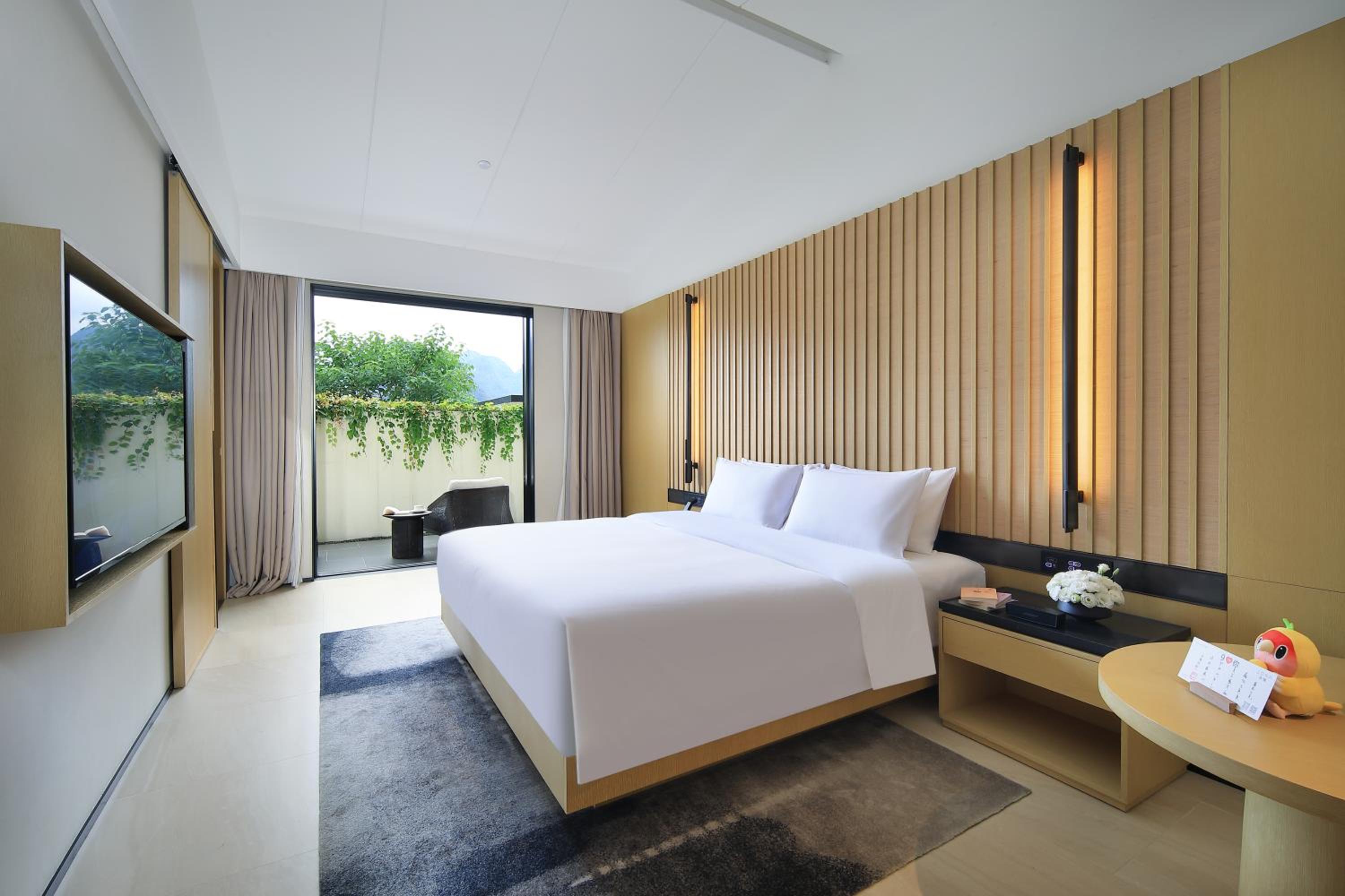 Double Room with Patio photo 2