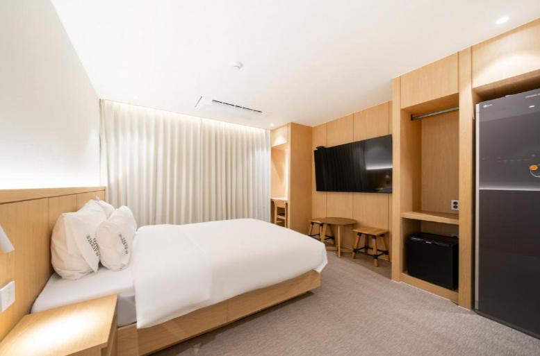 Premium Room - Photo 1