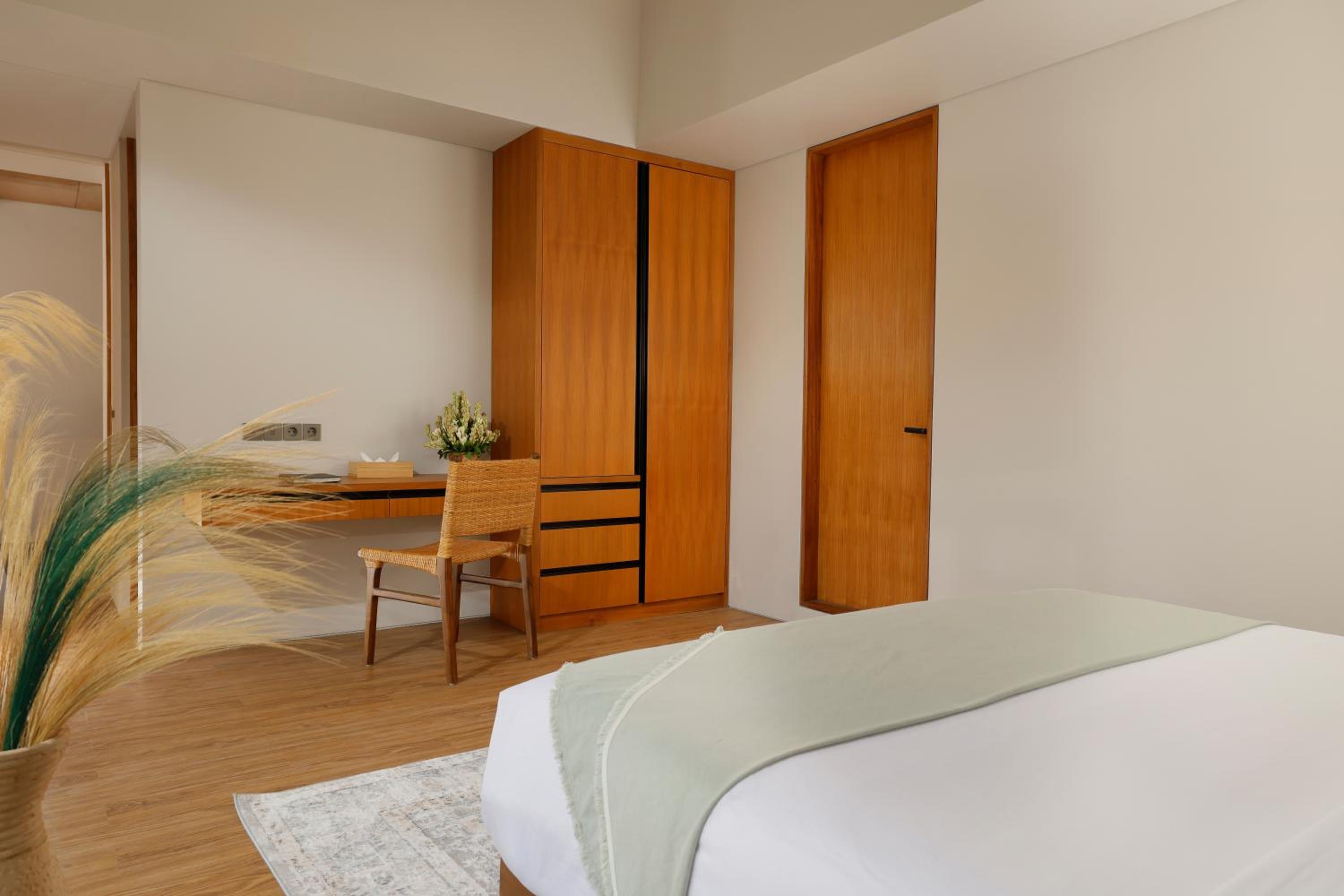 Two-Bedroom Villa - Photo 9