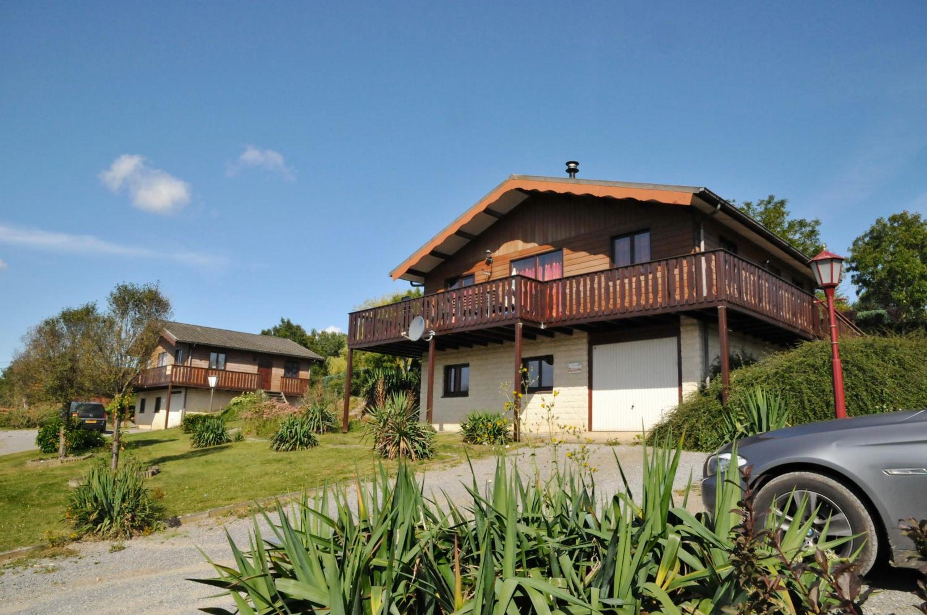 Four-Bedroom House photo 2