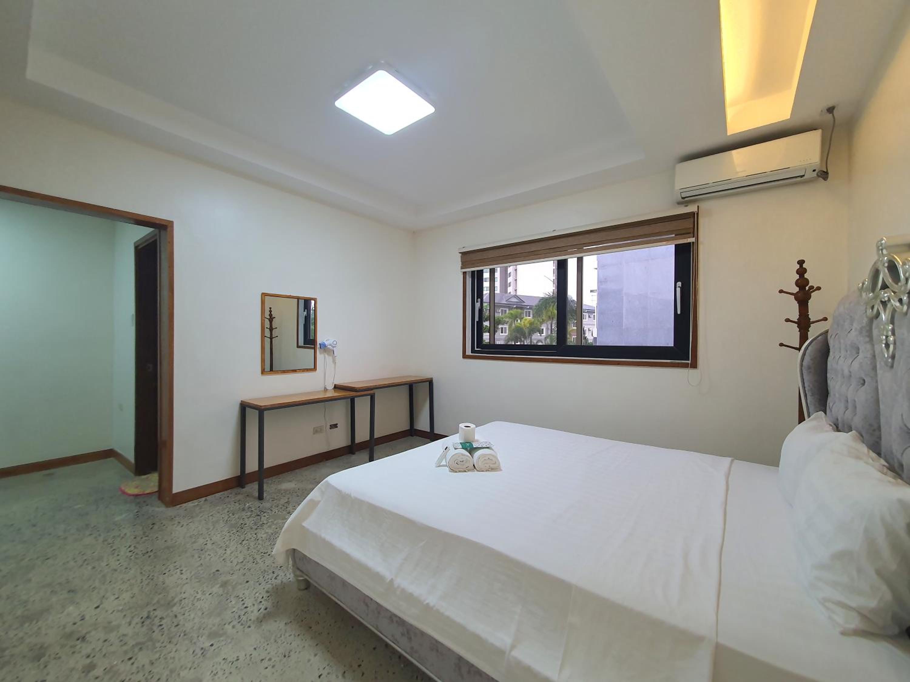 Villa photo 1