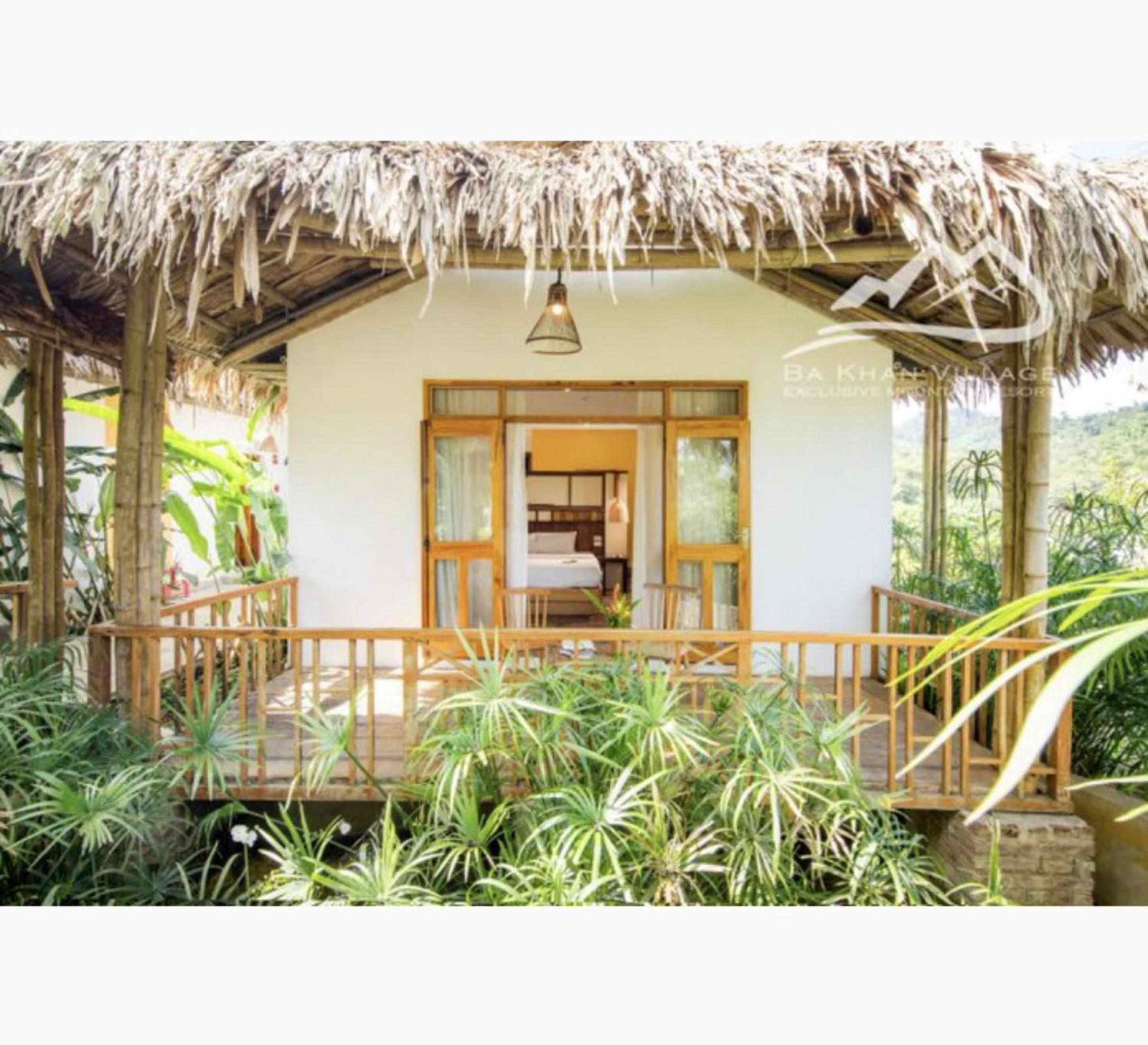 Deluxe Bungalow photo 2