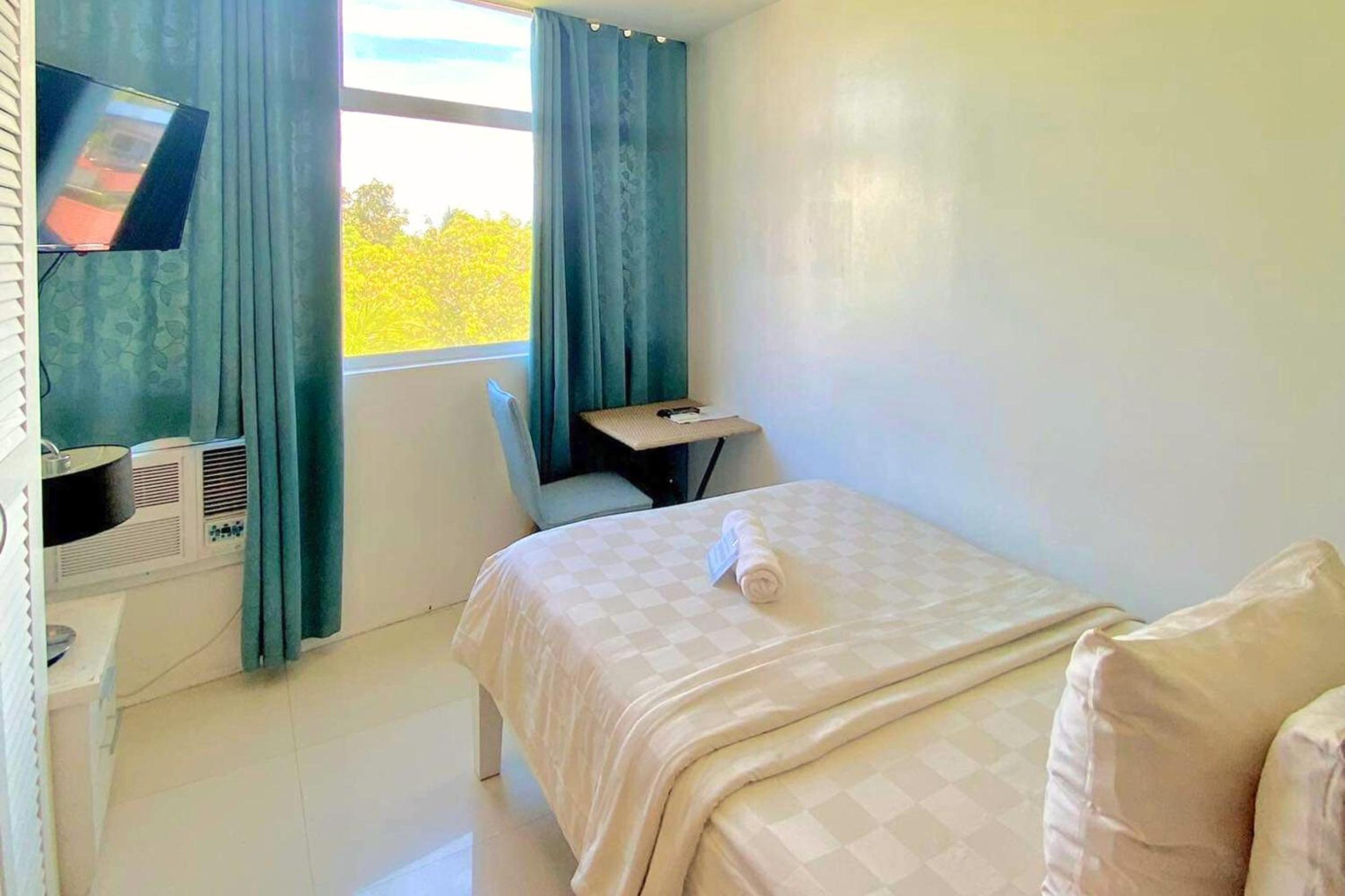 Single Room - Photo 2
