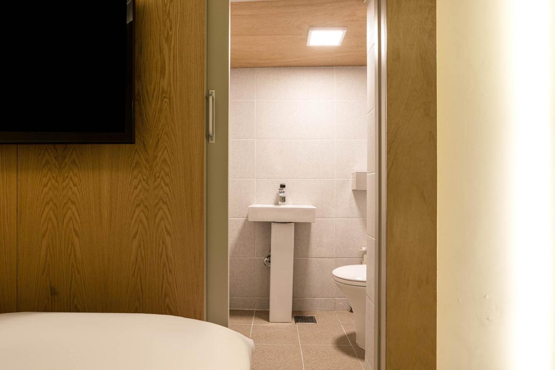 Superior Room - Photo 6