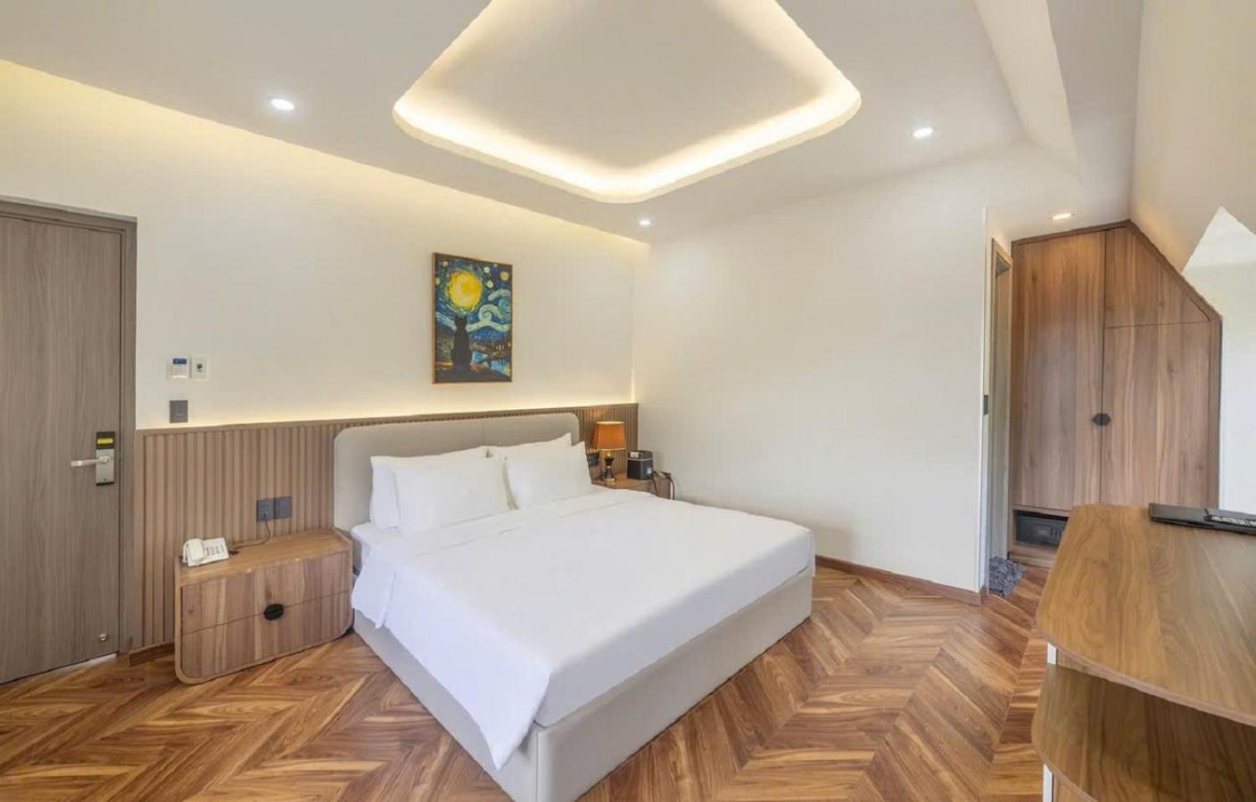 Deluxe Double Room photo 3