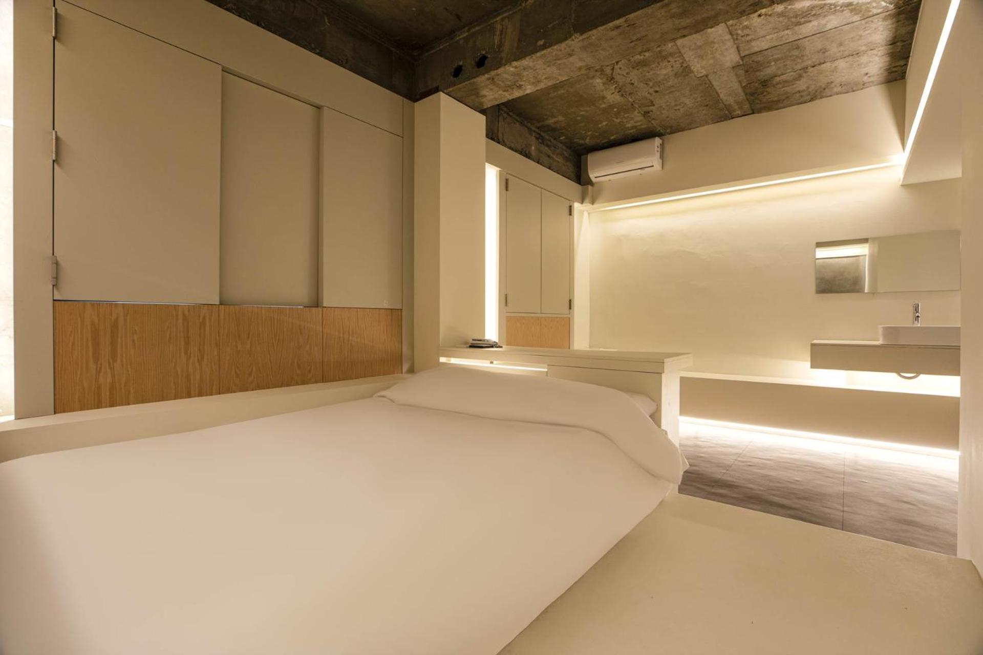 Superior Room - Photo 12