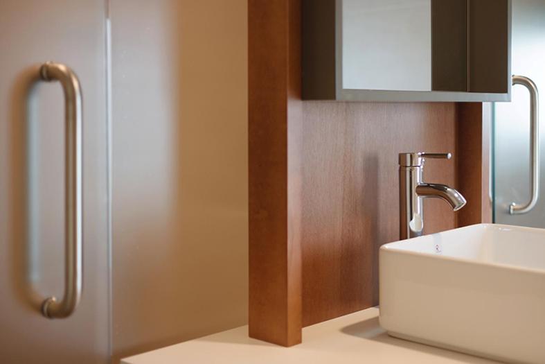 Business Suite - Photo 11