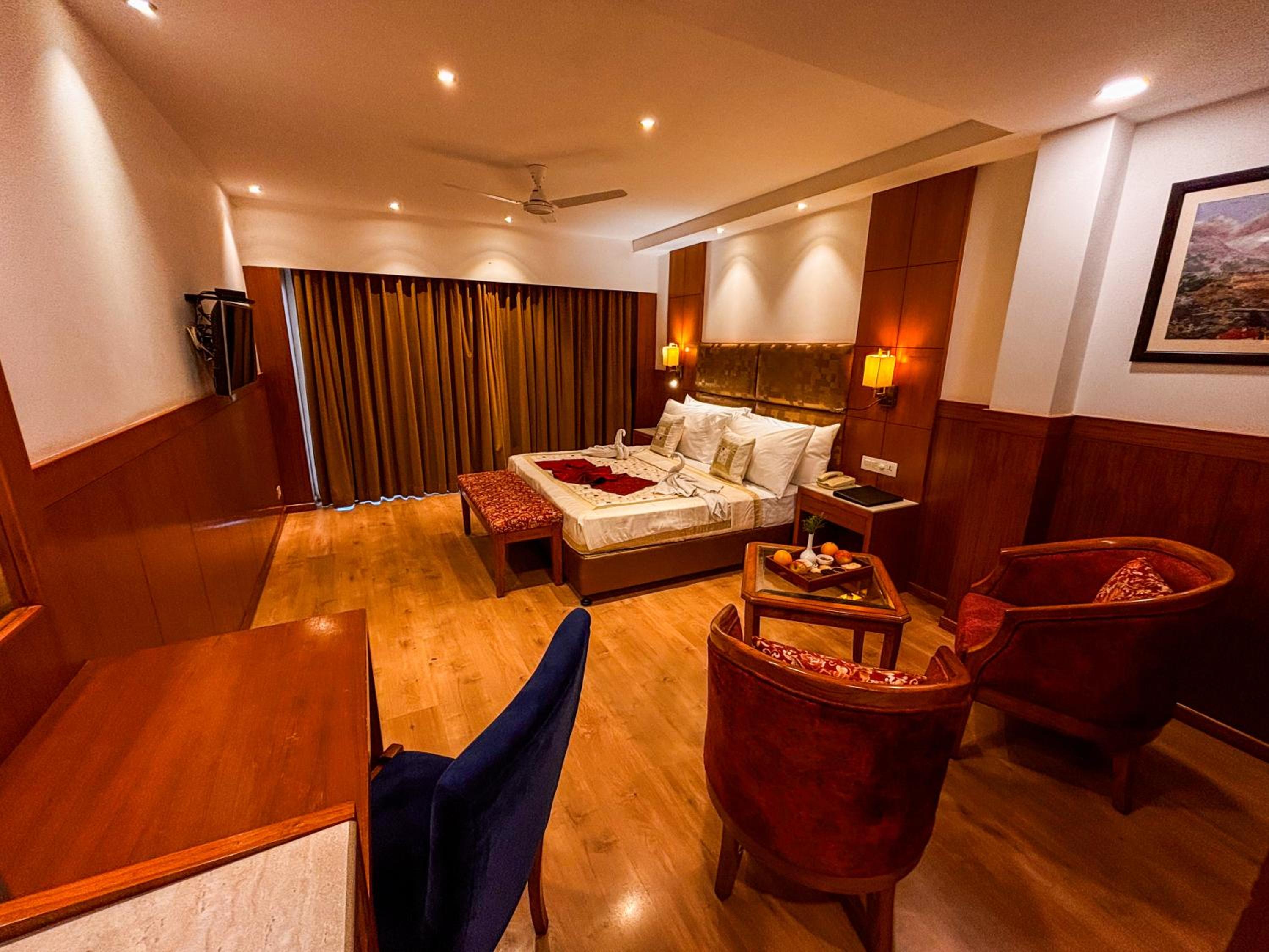 Super Deluxe Valley View Room - Photo 11