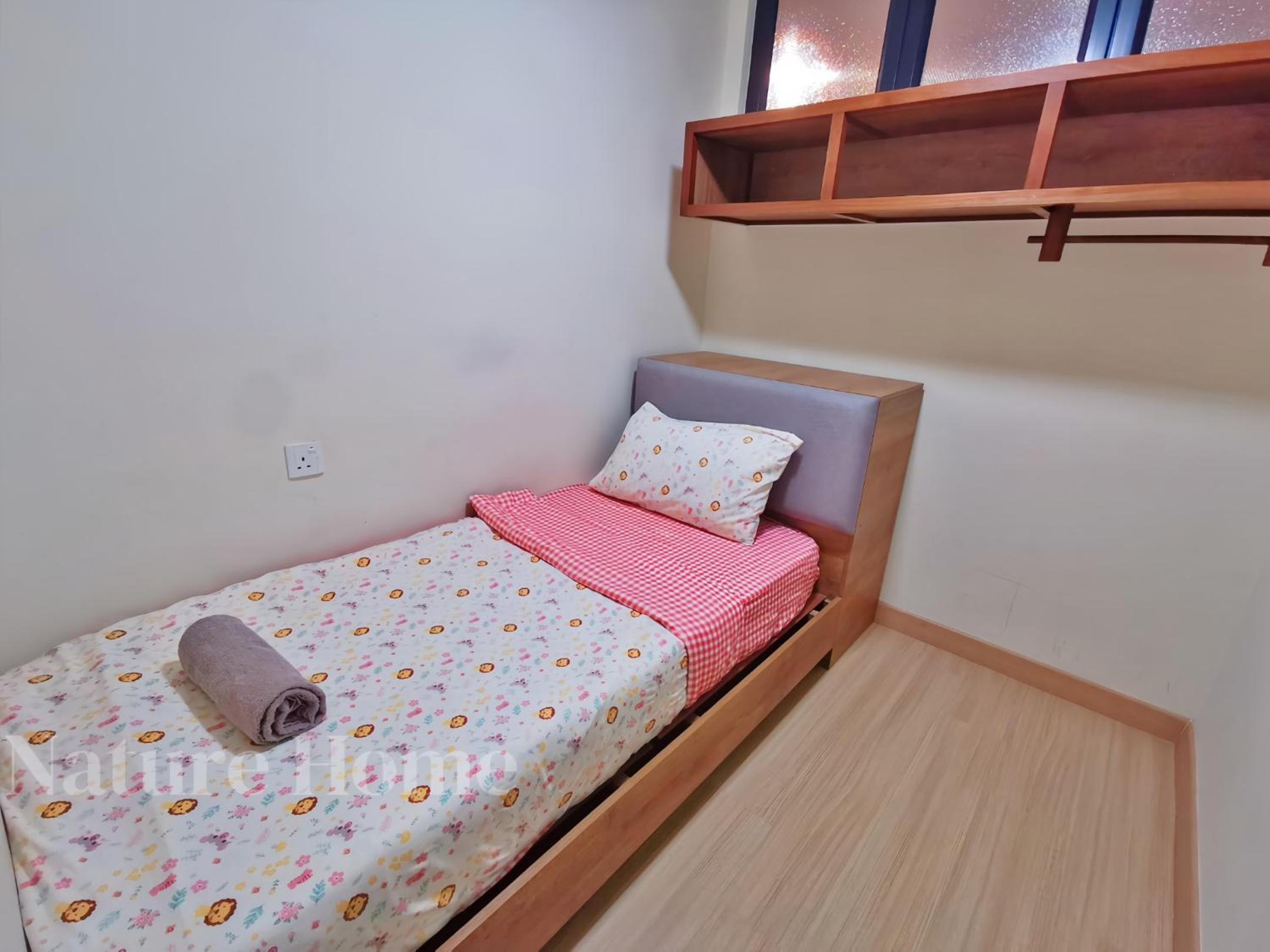 Studio Apartment with Sea View - Photo 1