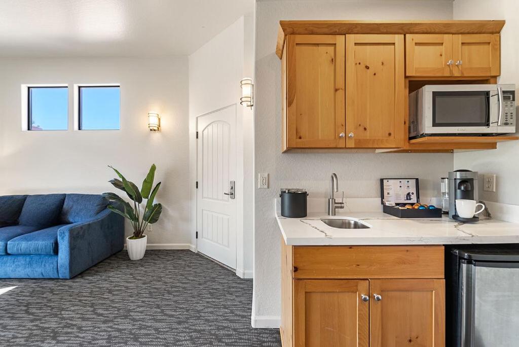 Deluxe Suite - Photo 4