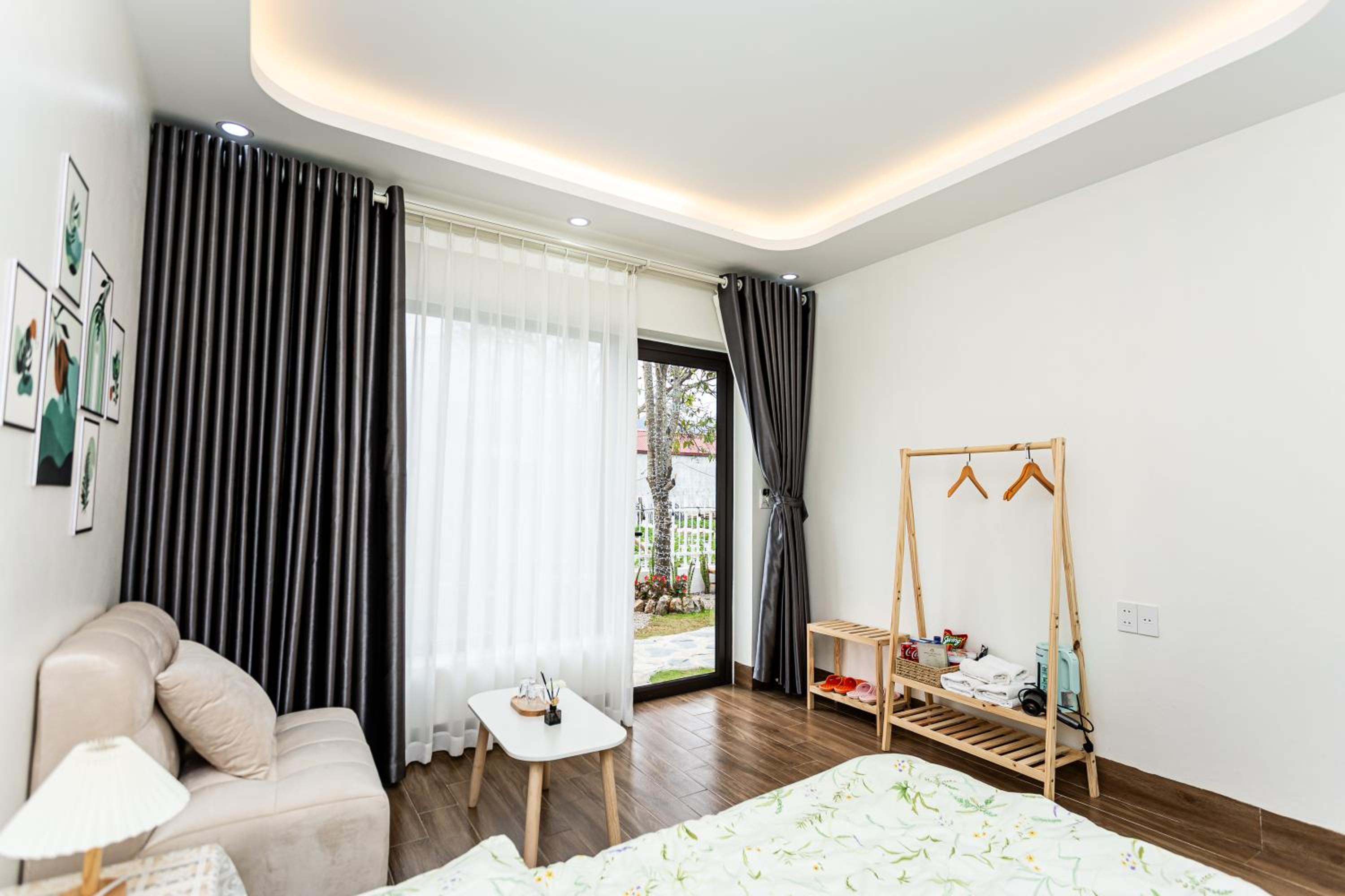 Deluxe Room (2 Adults + 1 Child) photo 2