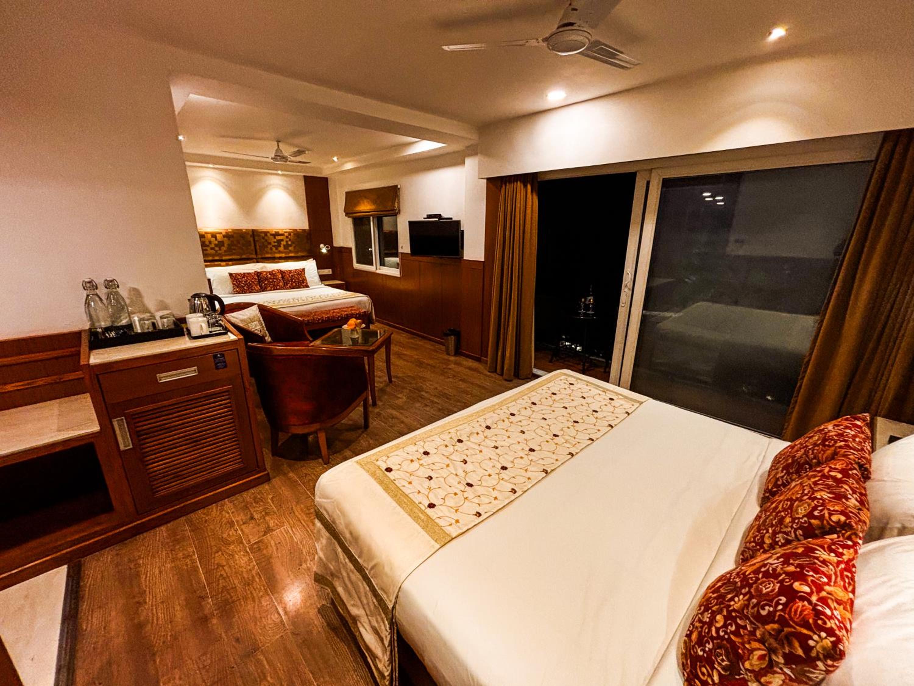 Quadruple Forest View Room