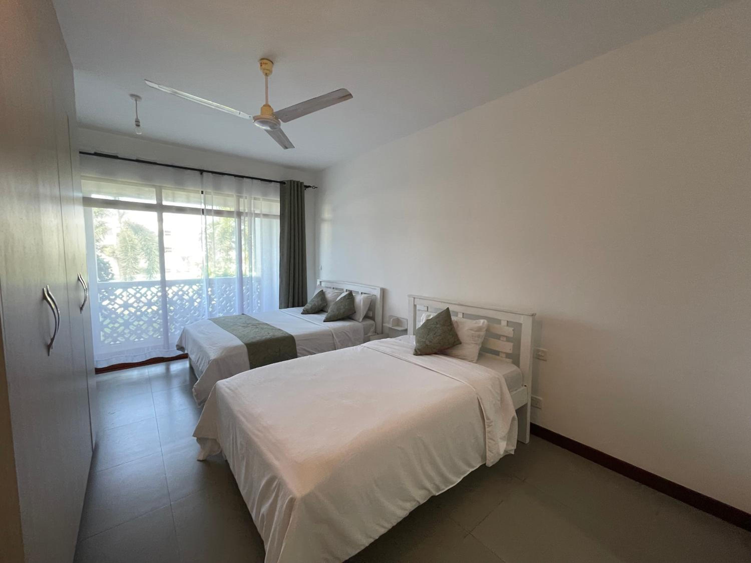 Two-Bedroom Apartment with Pool View photo 1