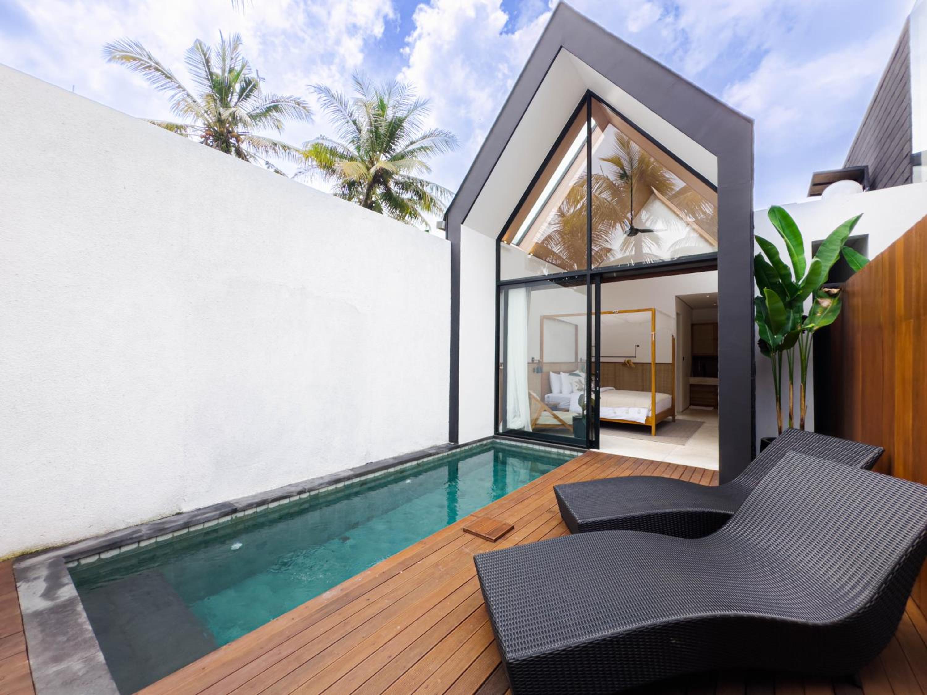 One-Bedroom Villa with Private Pool - Photo 11