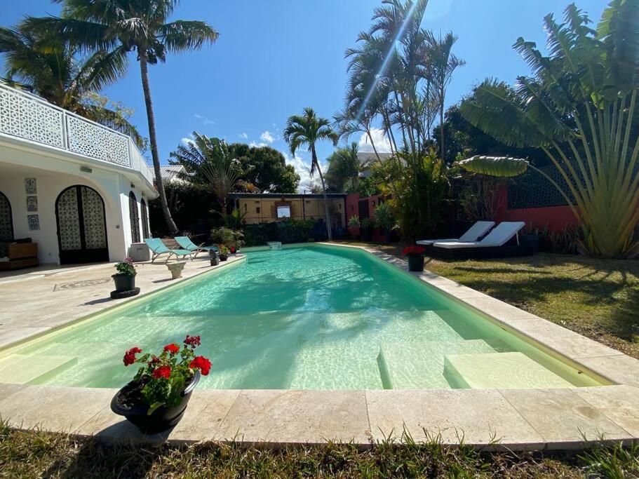 Villa photo 2