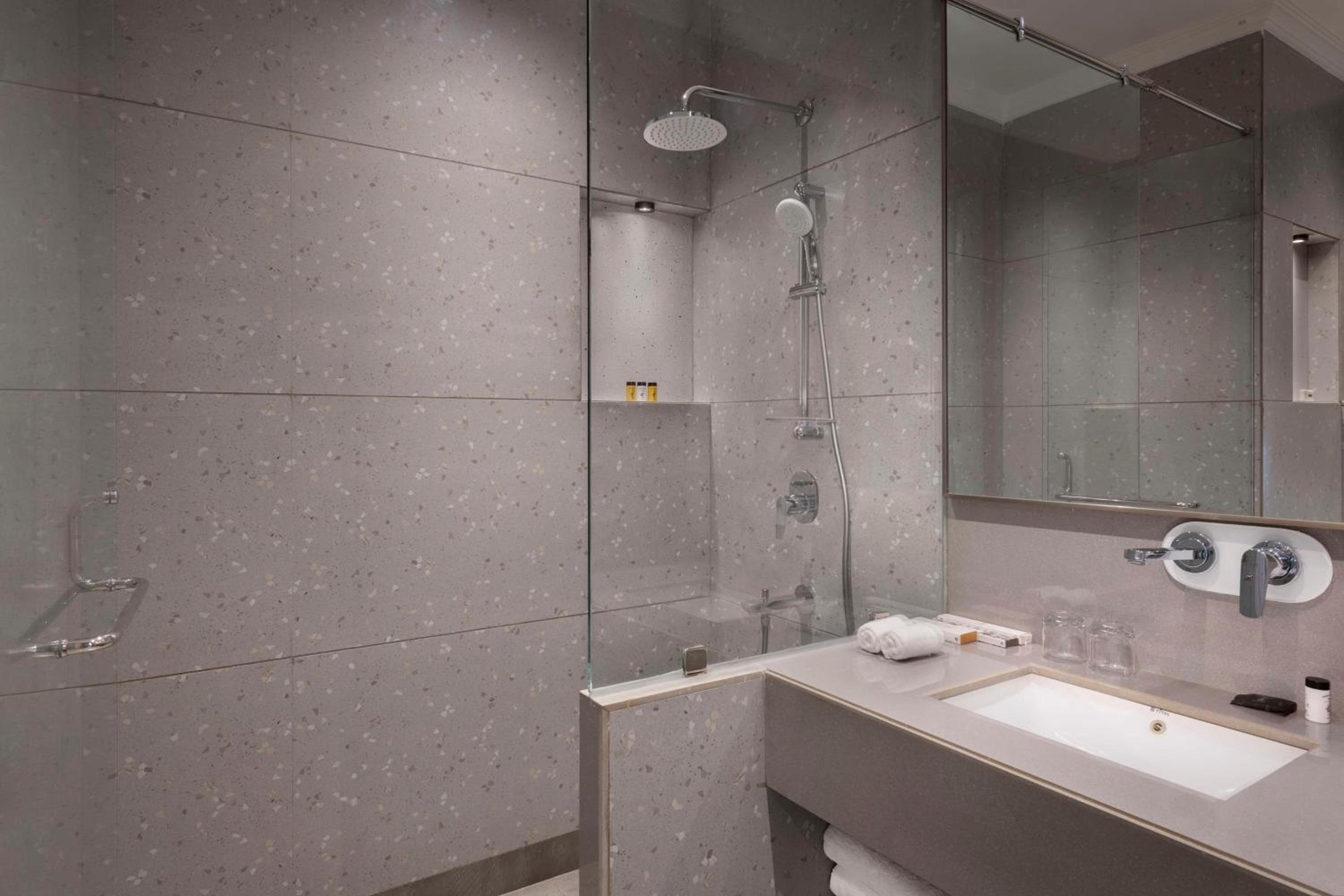 Standard Room - Photo 4