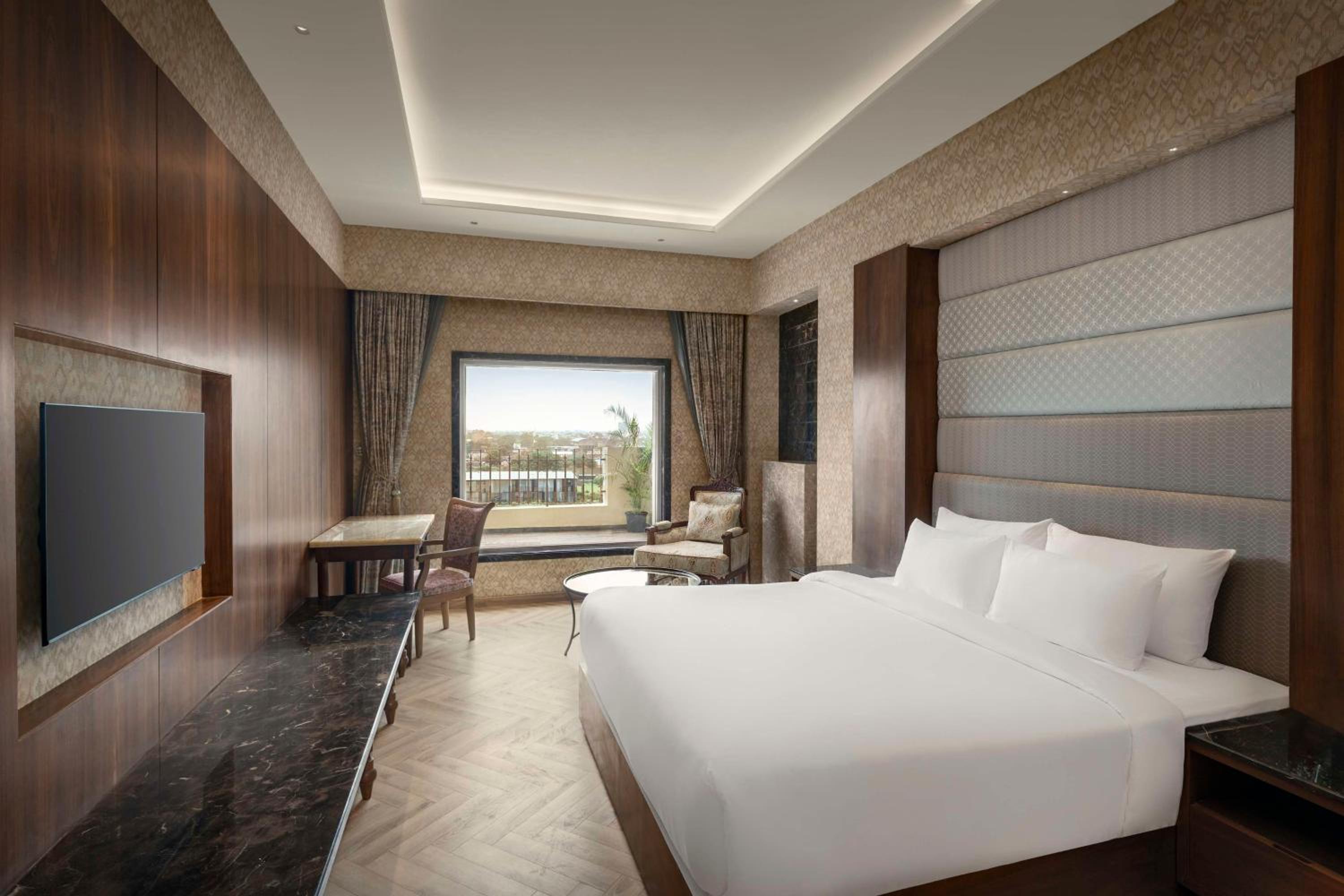 Executive Suite photo 1