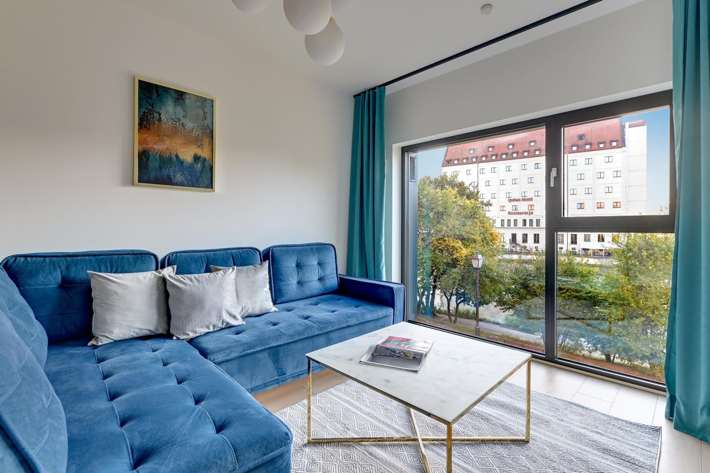 Deluxe One-Bedroom Apartment with River View
