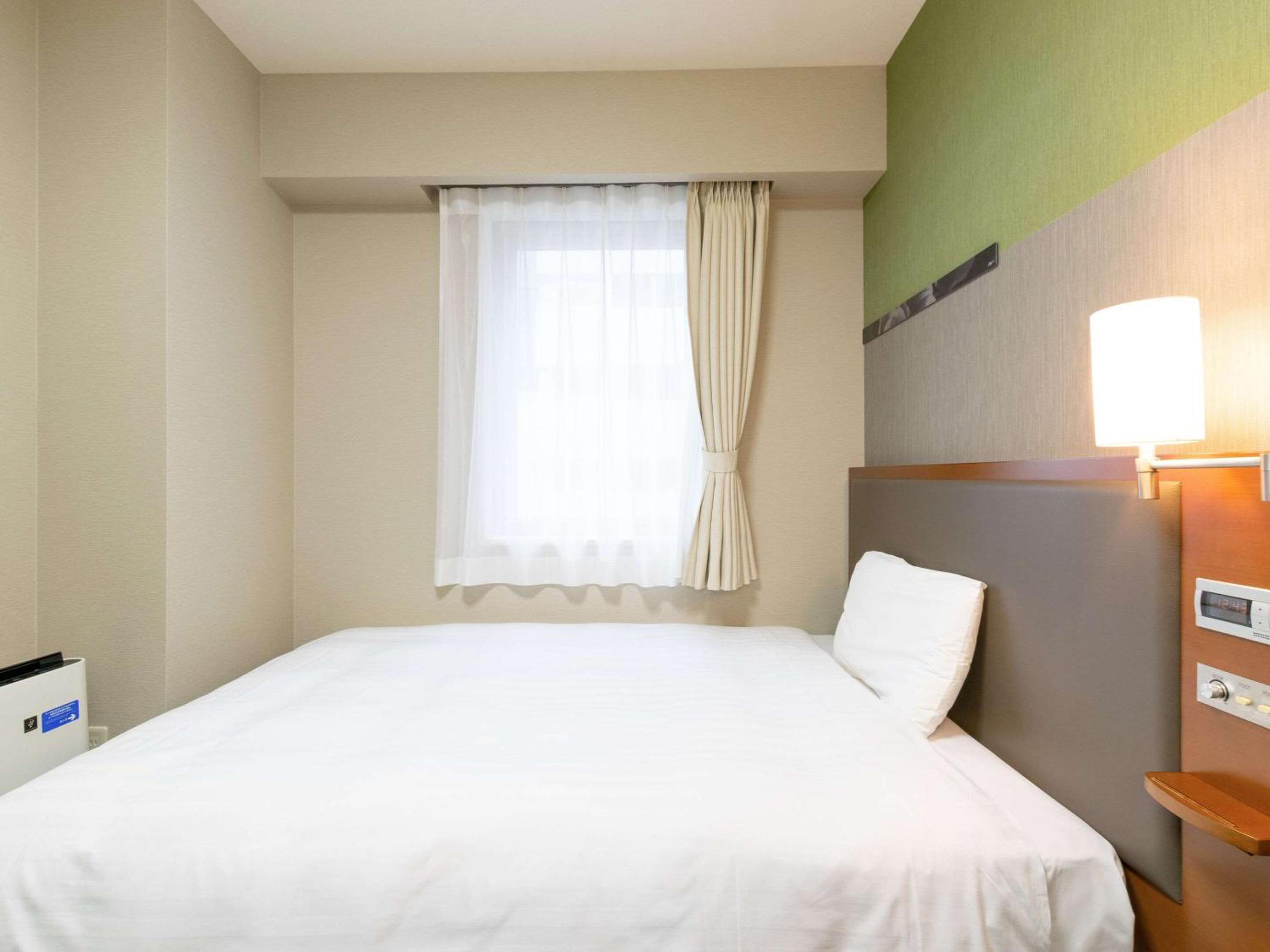 Double Room - Non-Smoking  - Photo 5