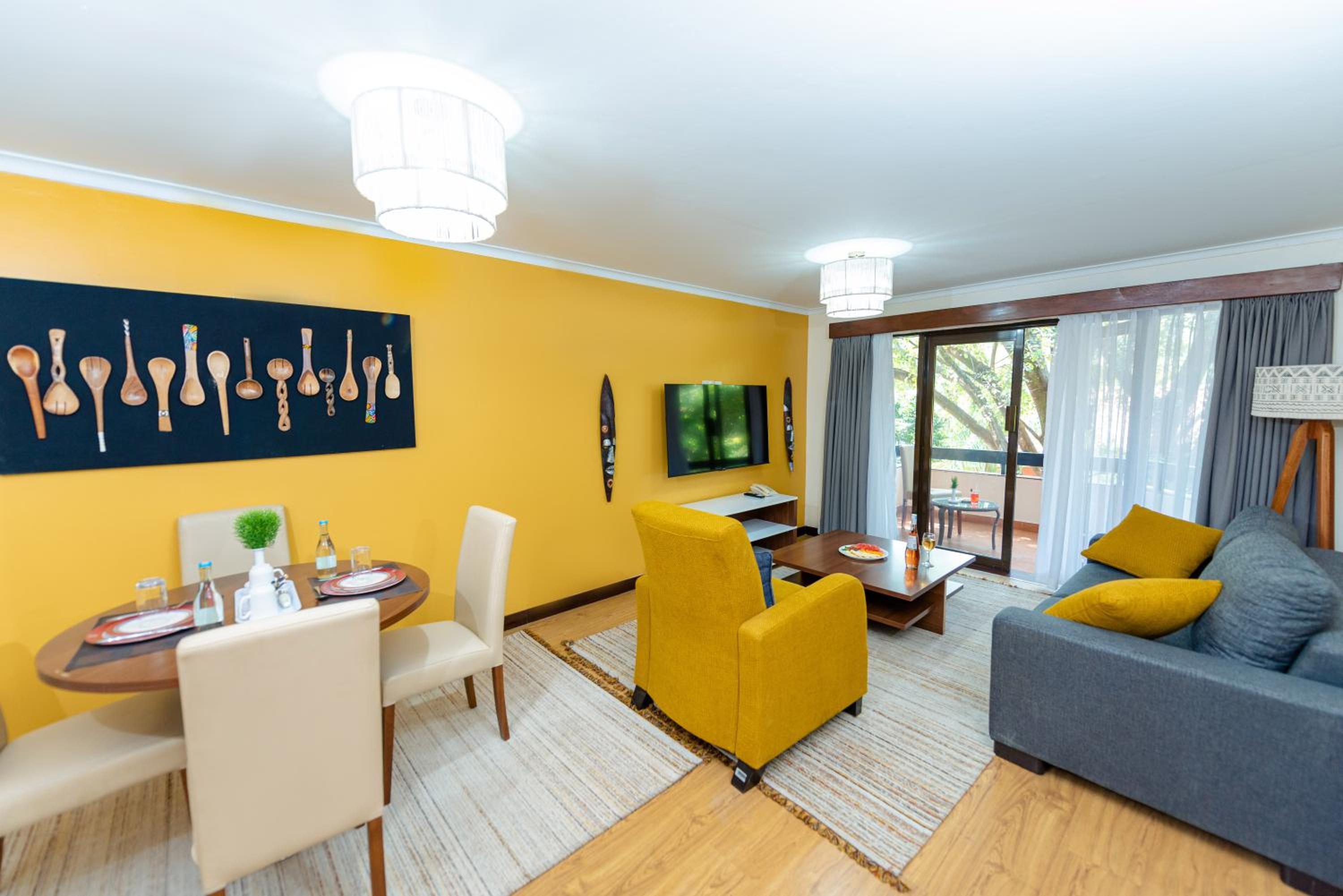 One-Bedroom Executive Queen Apartment - Non-Smoking