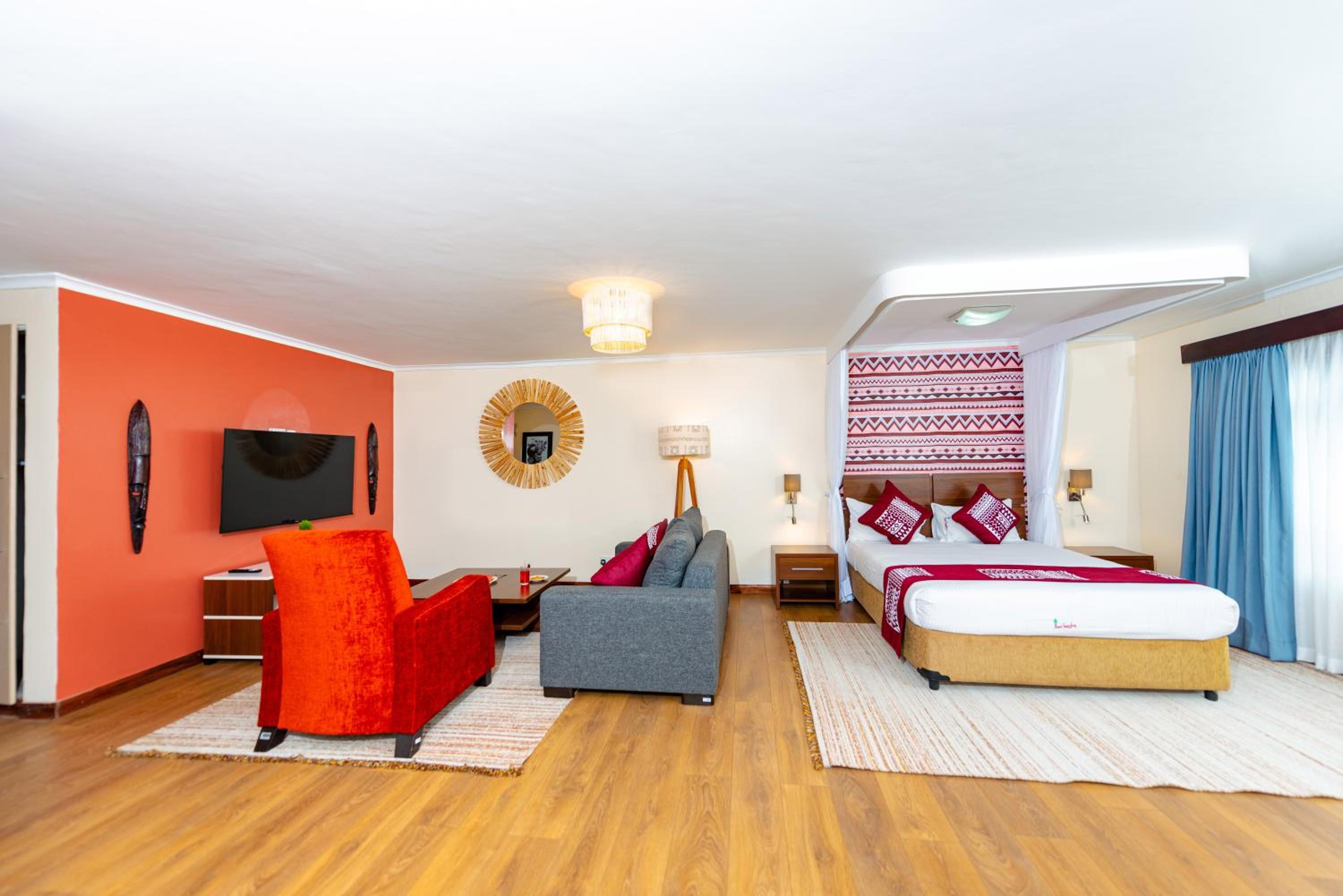 Queen Studio Apartment - Non-Smoking thumbnail 5